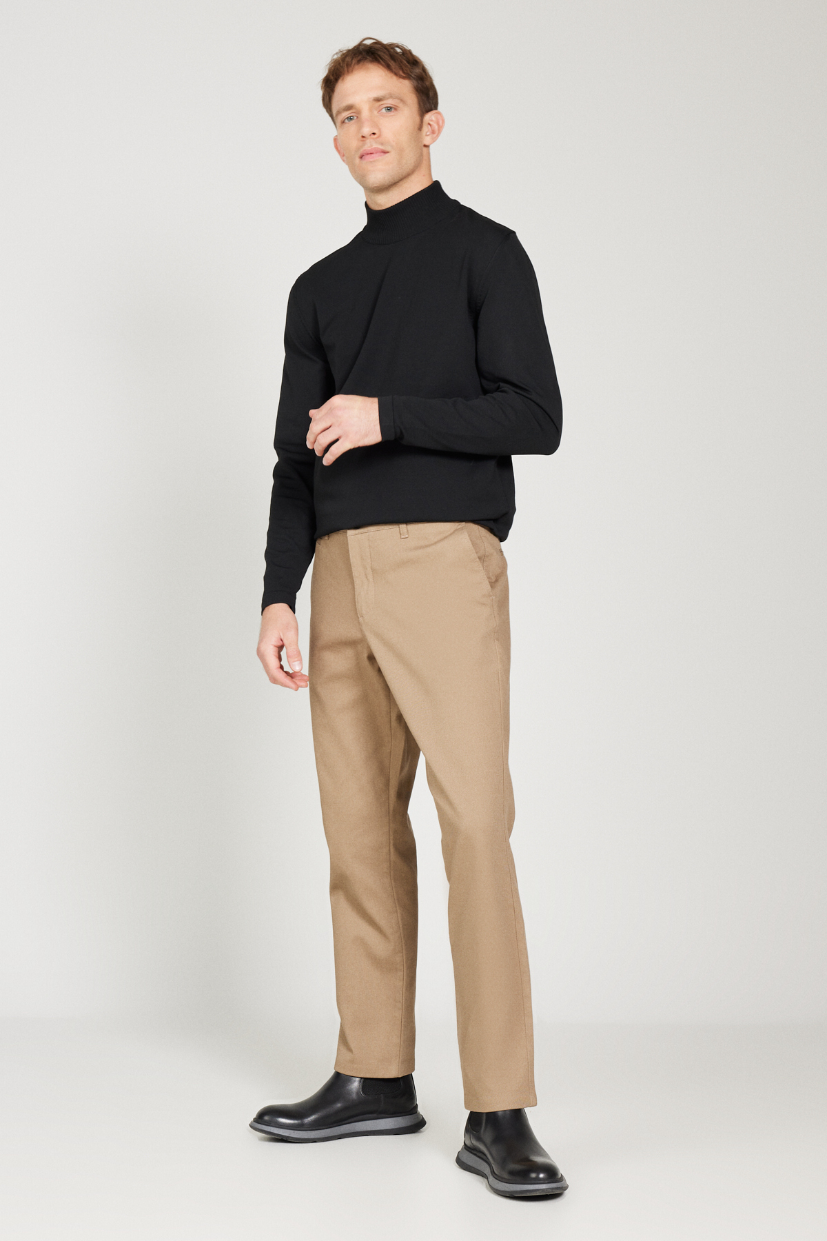 Levně ALTINYILDIZ CLASSICS Men's Mink Comfort Fit Relaxed Fit Side Pocket Flexible Dobby Trousers