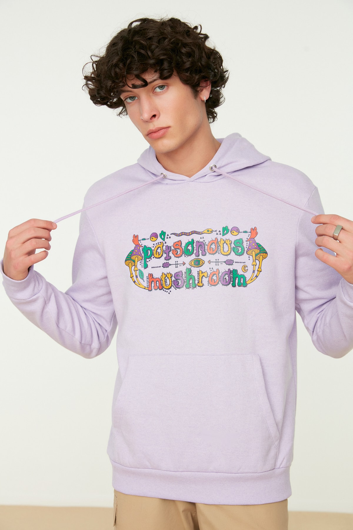 Trendyol Lilac Men's Regular/Normal Fit Hooded Text Printed Sweatshirt