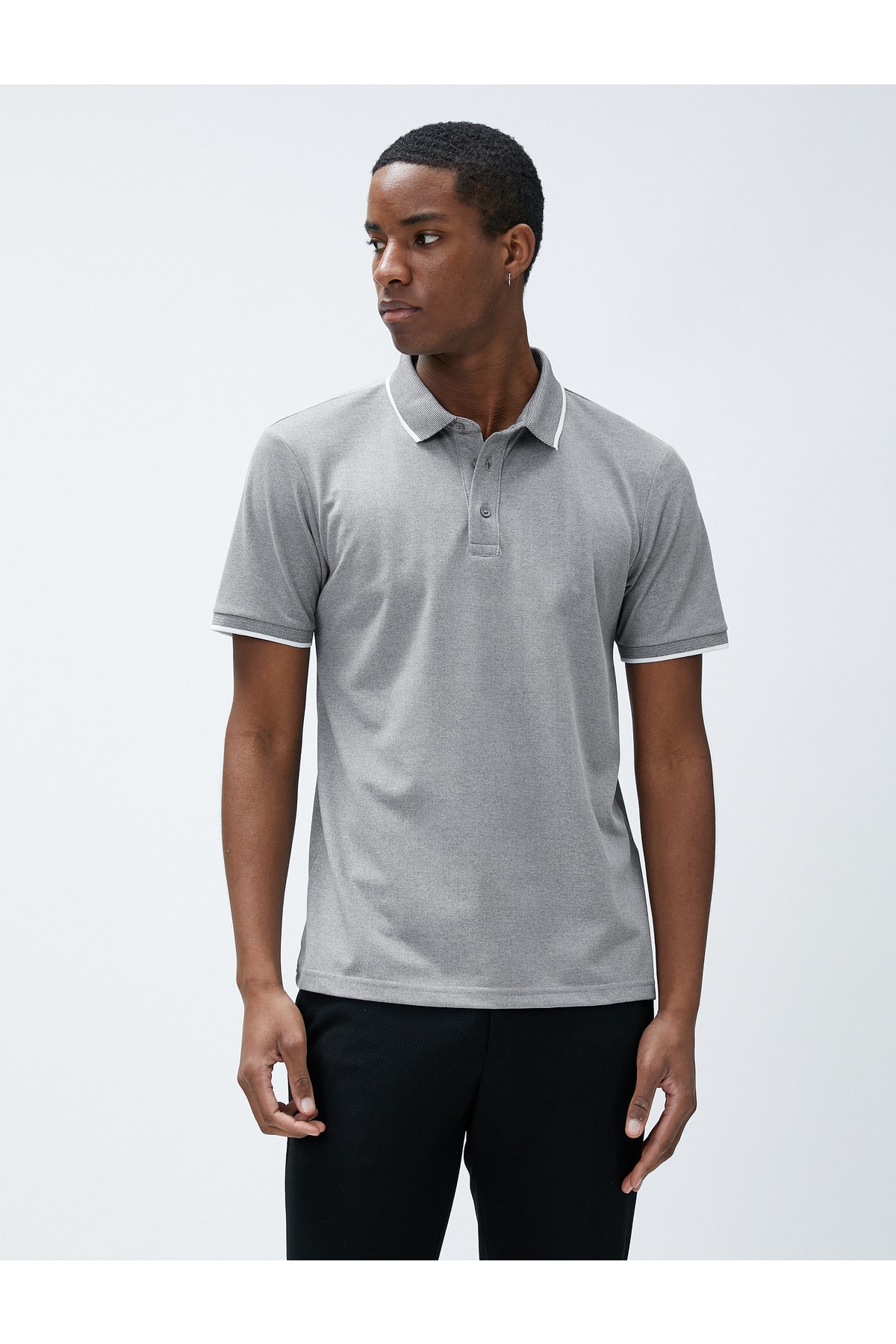 Levně Koton Polo Neck T-Shirt with Buttons, Slim Fit, Short Sleeves.