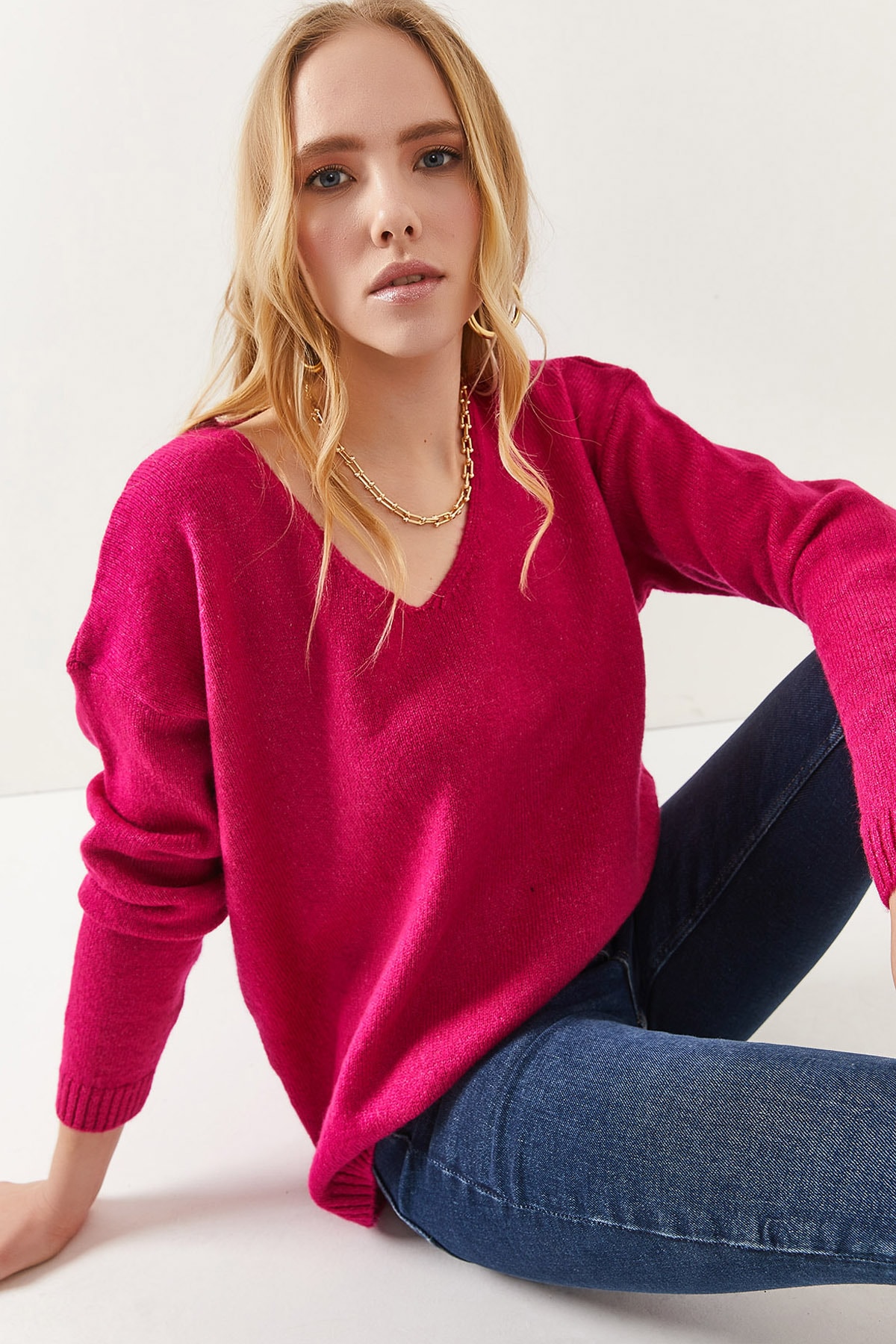 Levně Olalook Women's Fuchsia V-Neck Soft Textured Knitwear Sweater