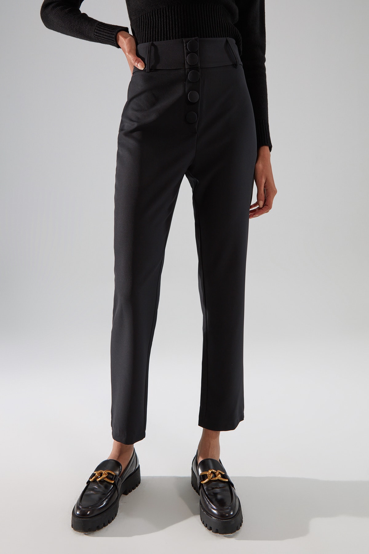 Trendyol Black Button pantaloni de țigară detaliate