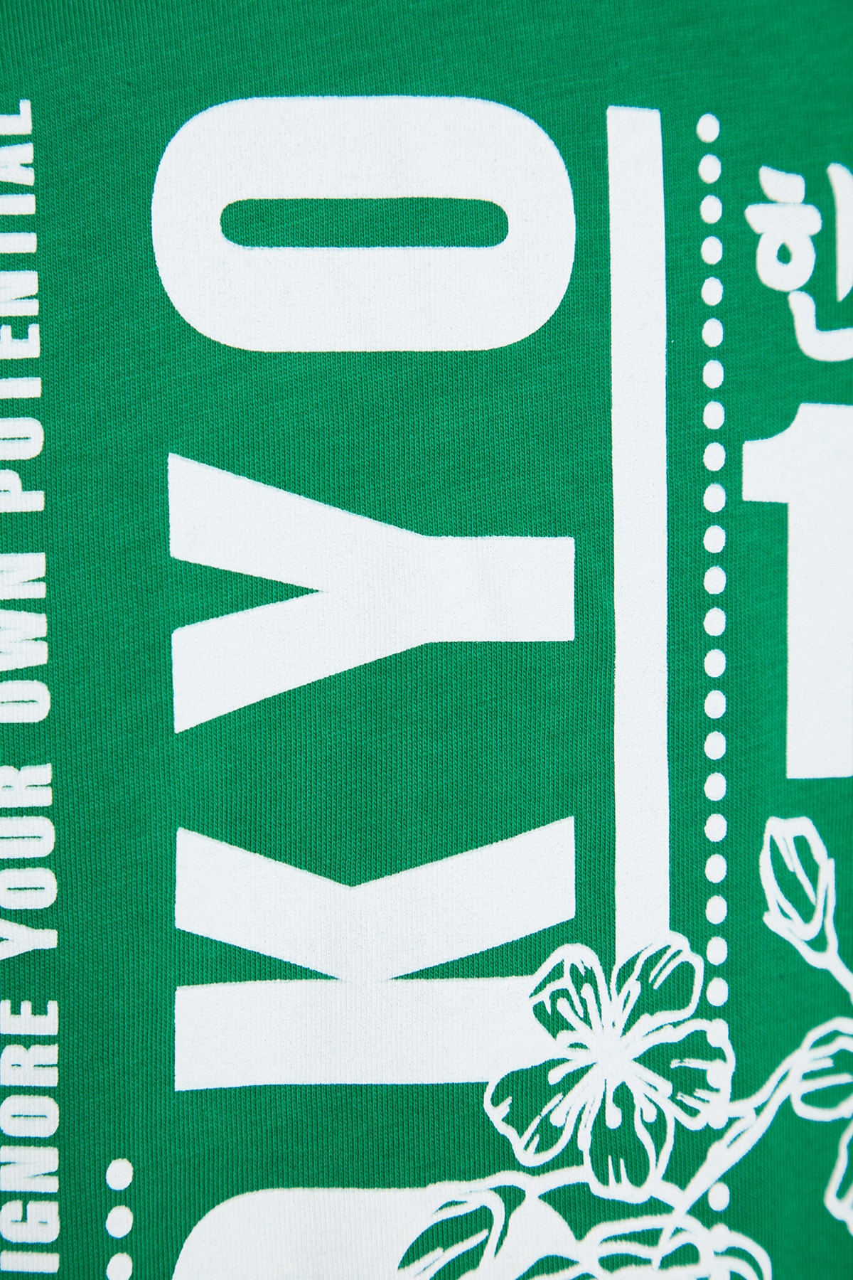 Trendyol Green pánske oversize/široké tričko so 100% bavlnenou potlačou Far Eastern