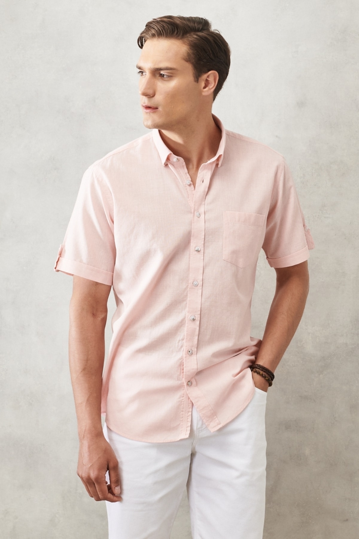 AC&Co / Altınyıldız Classics Men's Pink Comfort Fit Comfy Cut, Buttoned Collar Linen-Looking 100% Cotton Short Sleeve Shirt.