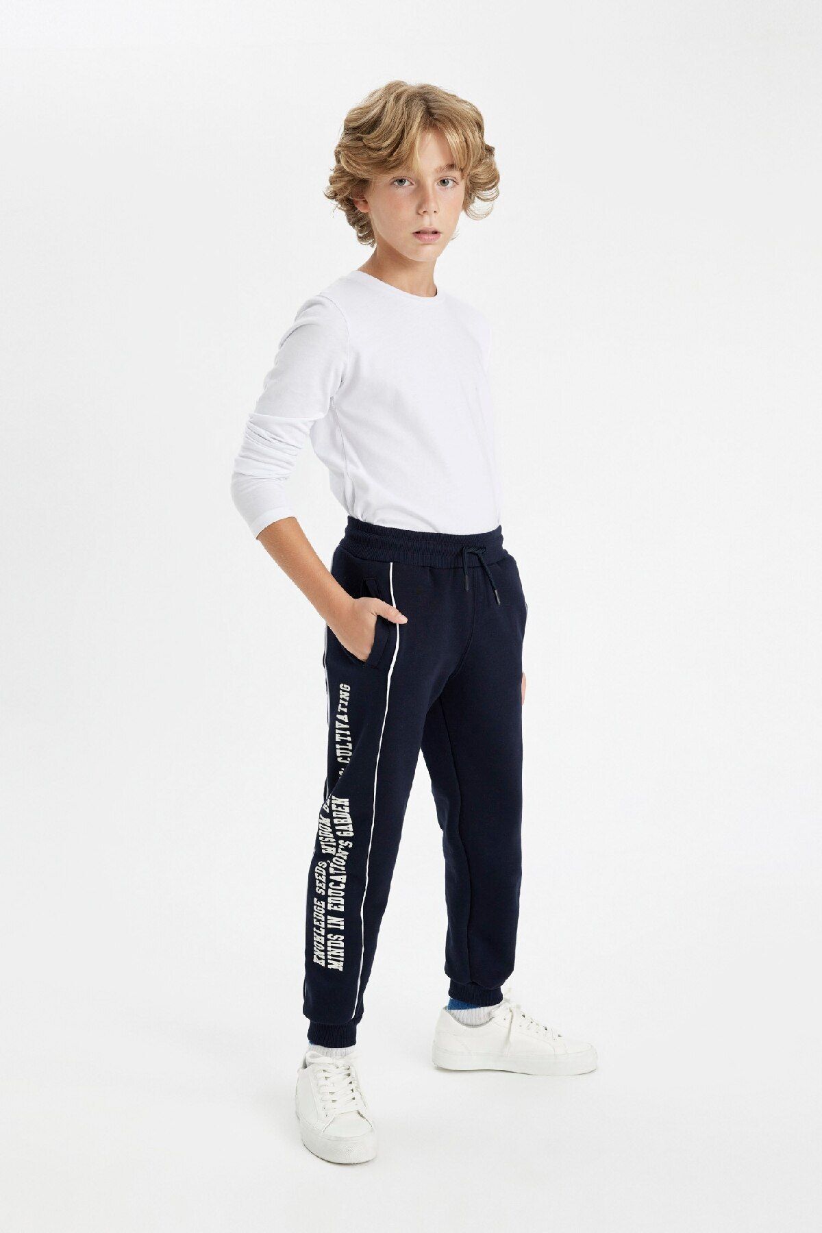 DEFACTO Boy's Printed Thick Sweatpants