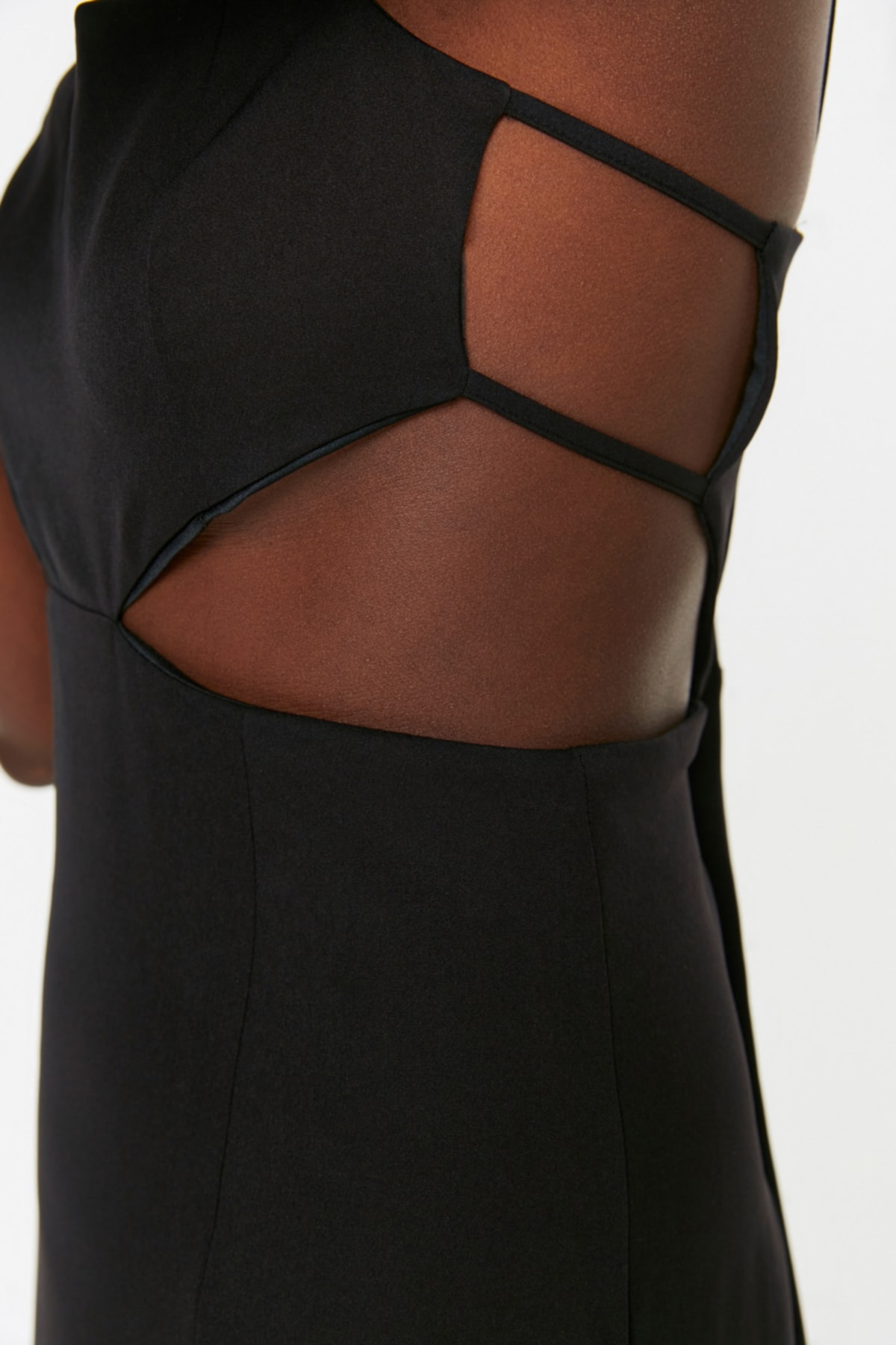 Rochie de seară lungă cu talie neagră Trendyol