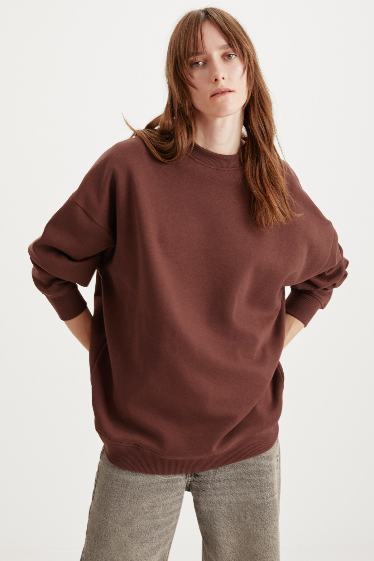 Levně GRIMELANGE Allys Women's Crew Neck Oversize Basic Brown Sweatshirt