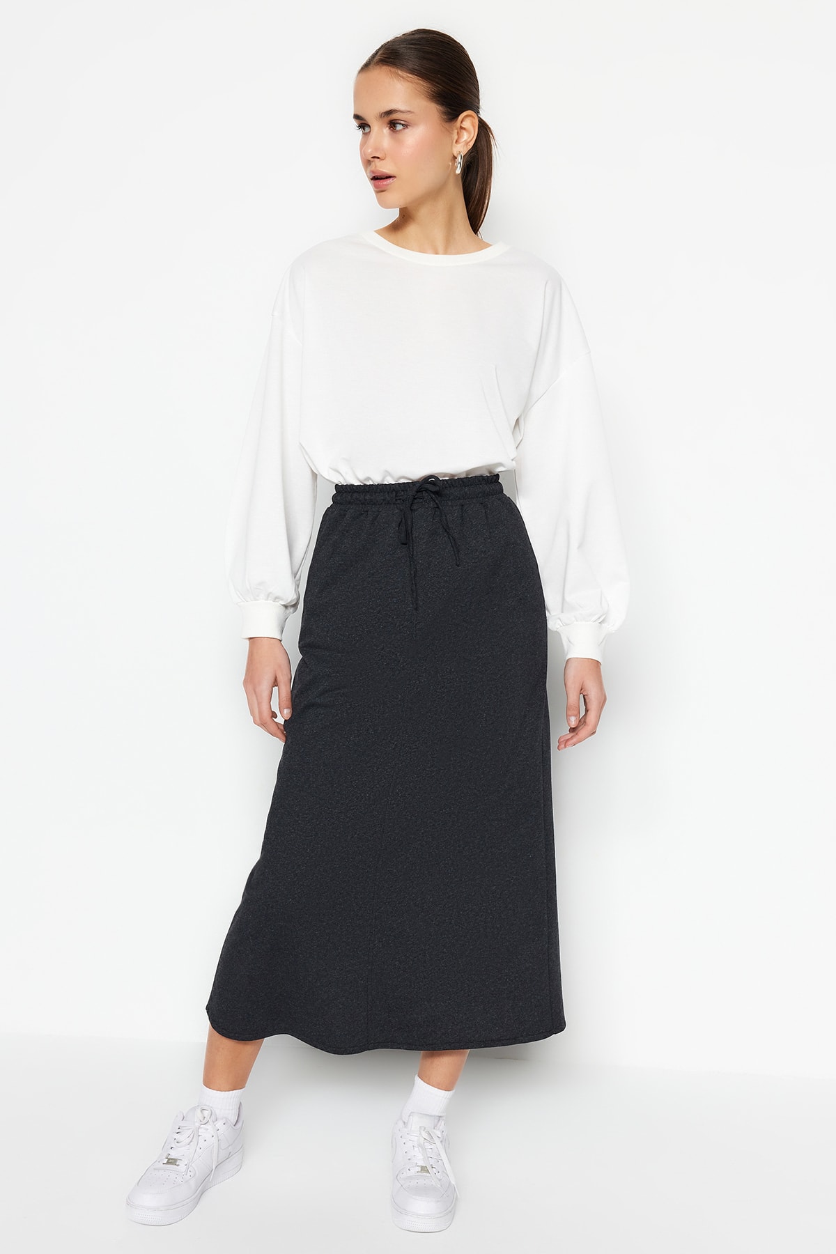 Trendyol Anthracite Knitted Skirt with Stitching Detail in the Front and Elastic Waist