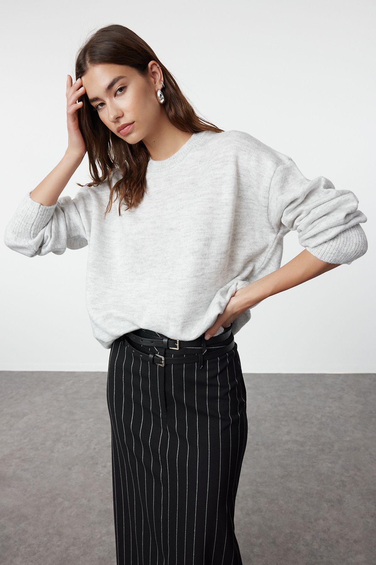 Trendyol Light Gray Soft Textured Knitwear Sweater
