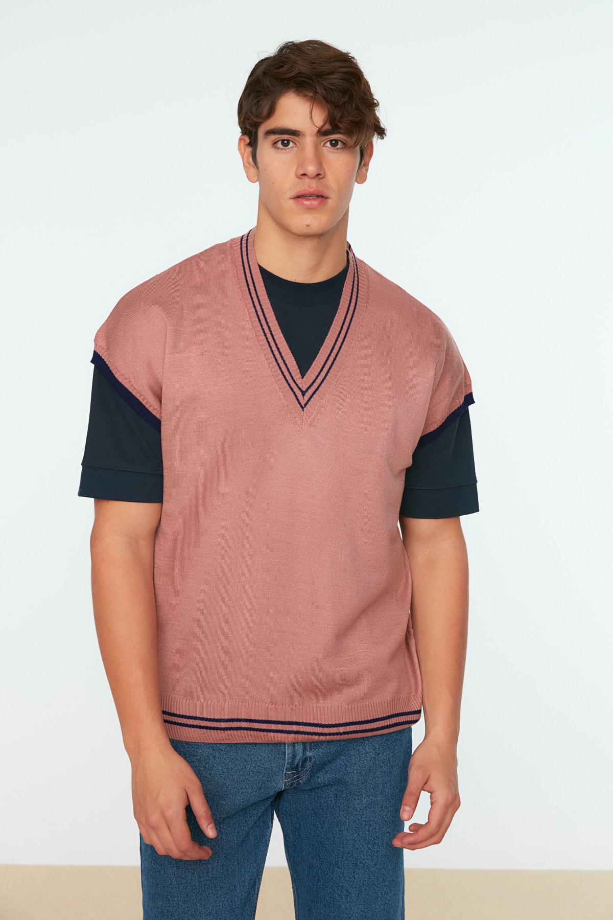 Levně Trendyol Dried Rose Unisex Oversize Fit Striped Detailed Sweater