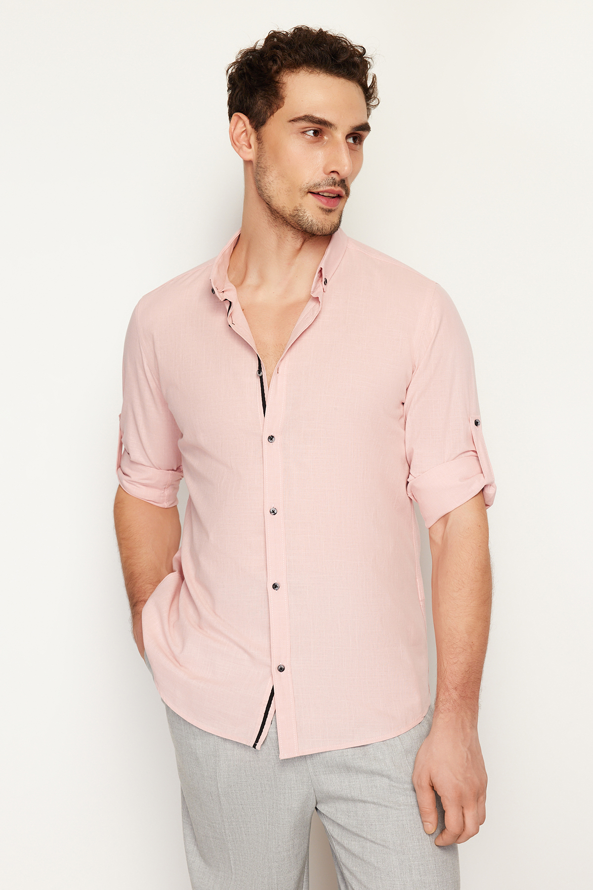 Levně Trendyol Light Pink Slim Fit Buttoned Collar Epaulette 100% Cotton Shirt
