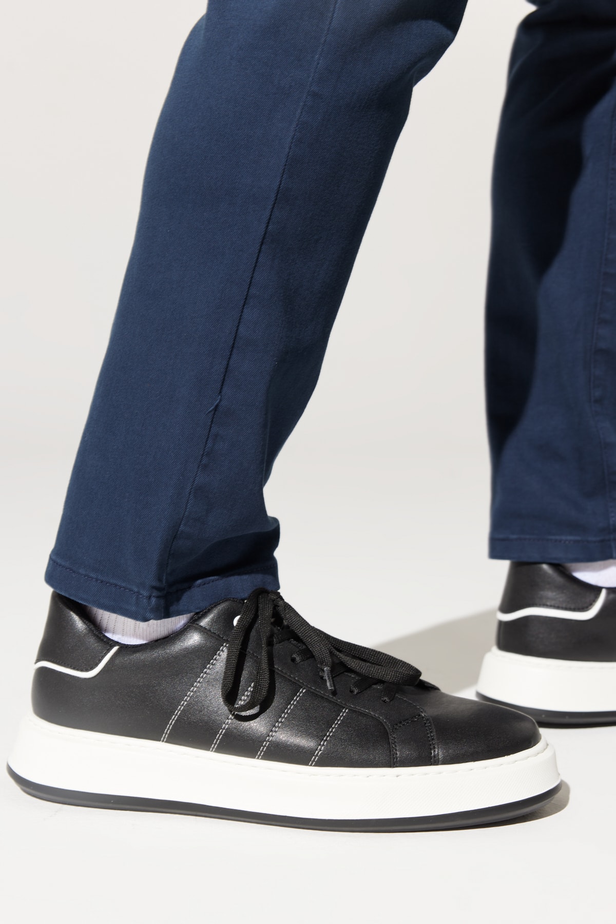 Levně ALTINYILDIZ CLASSICS Men's Black and white Comfortable Sole Sports Sneaker Shoes.