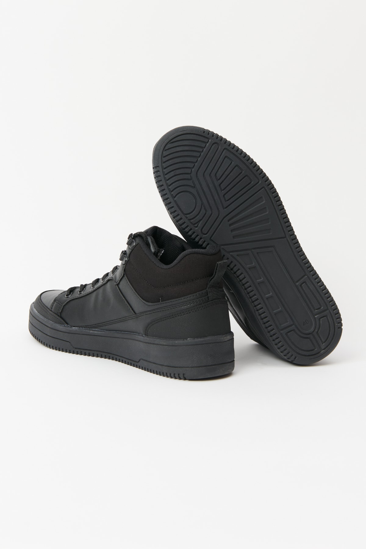 Levně AC&Co / Altınyıldız Classics Men's Black Winter Comfort Sole Sports Sneaker
