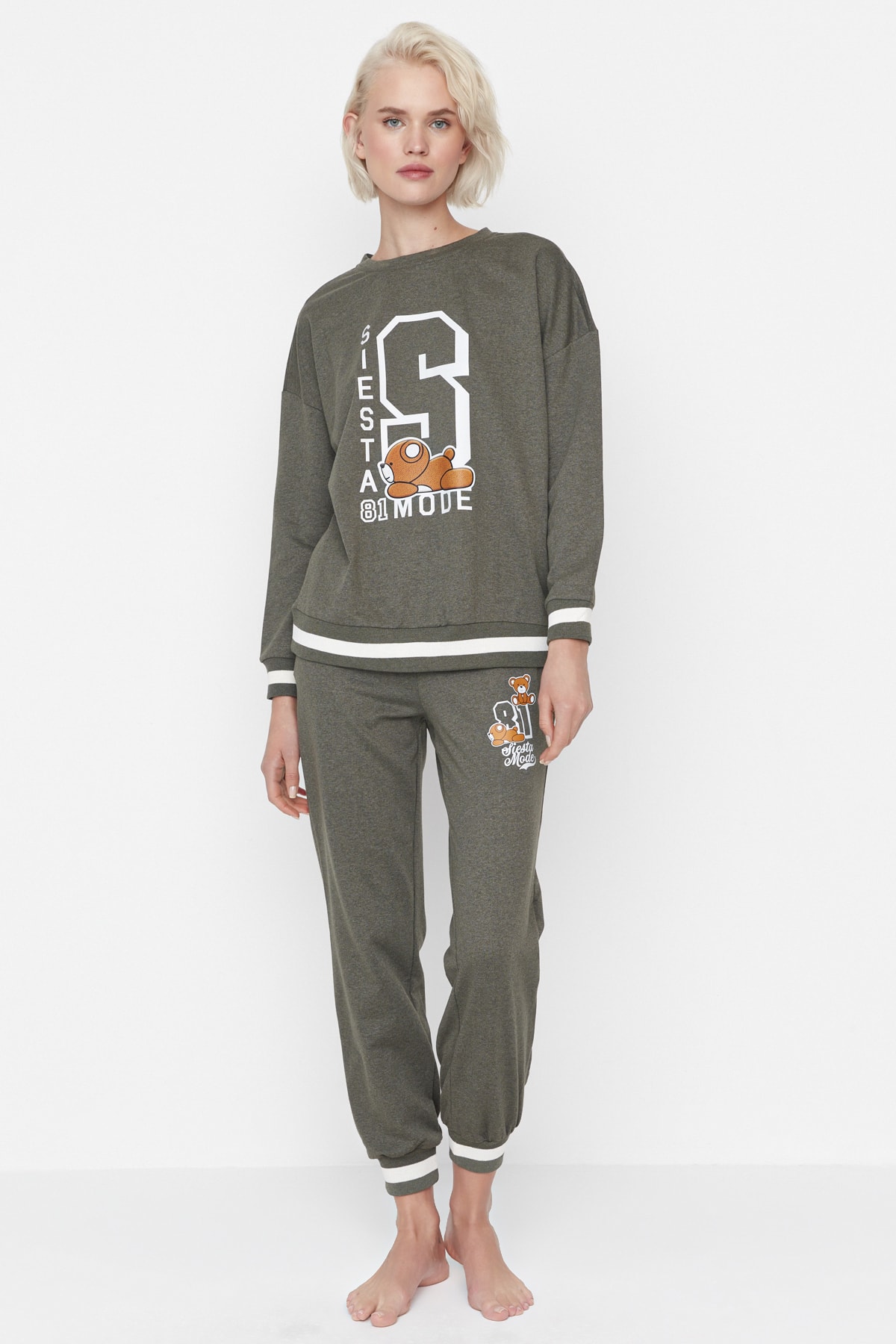 Trendyol Khaki Slogan Printed Knitted Pajamas Set