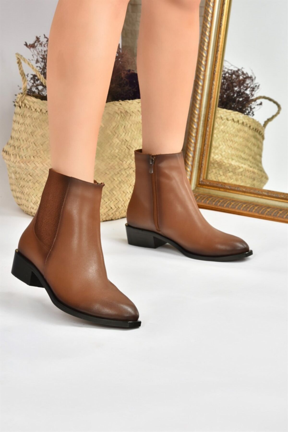 Fox Shoes Women's Camel Short Heeled Boots