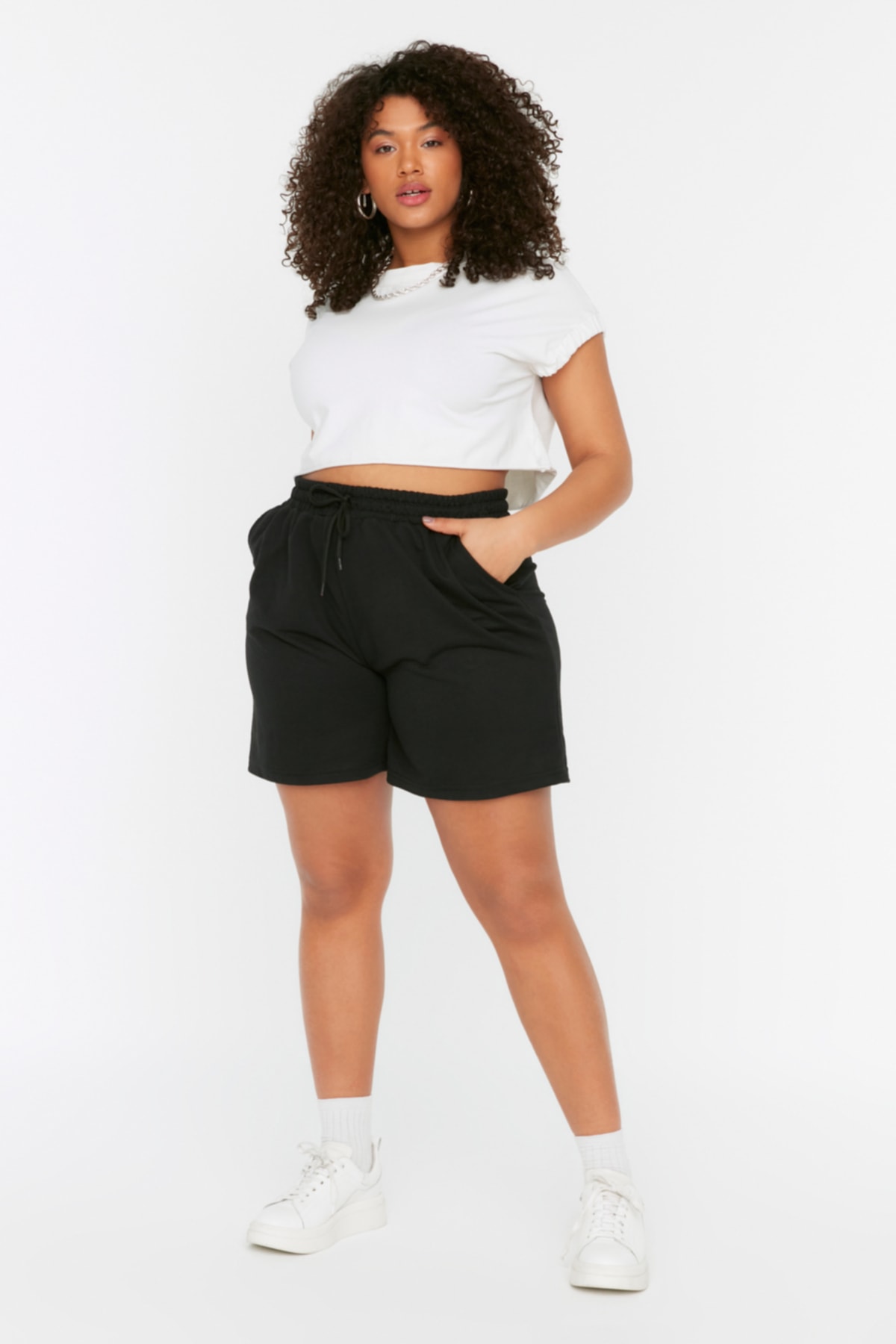 Women's shorts Trendyol Bermuda