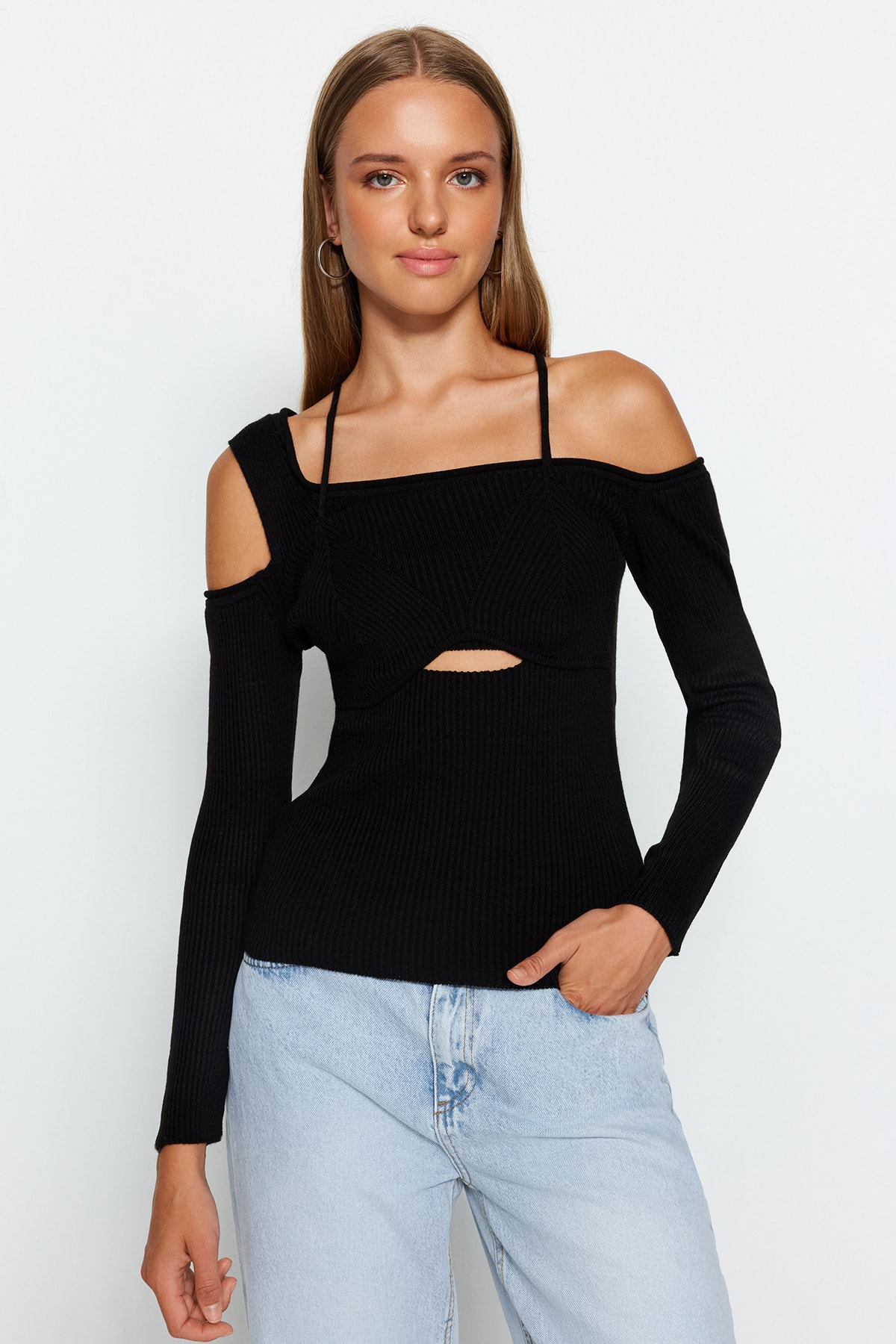 Trendyol Sweater - Black - Slim fit