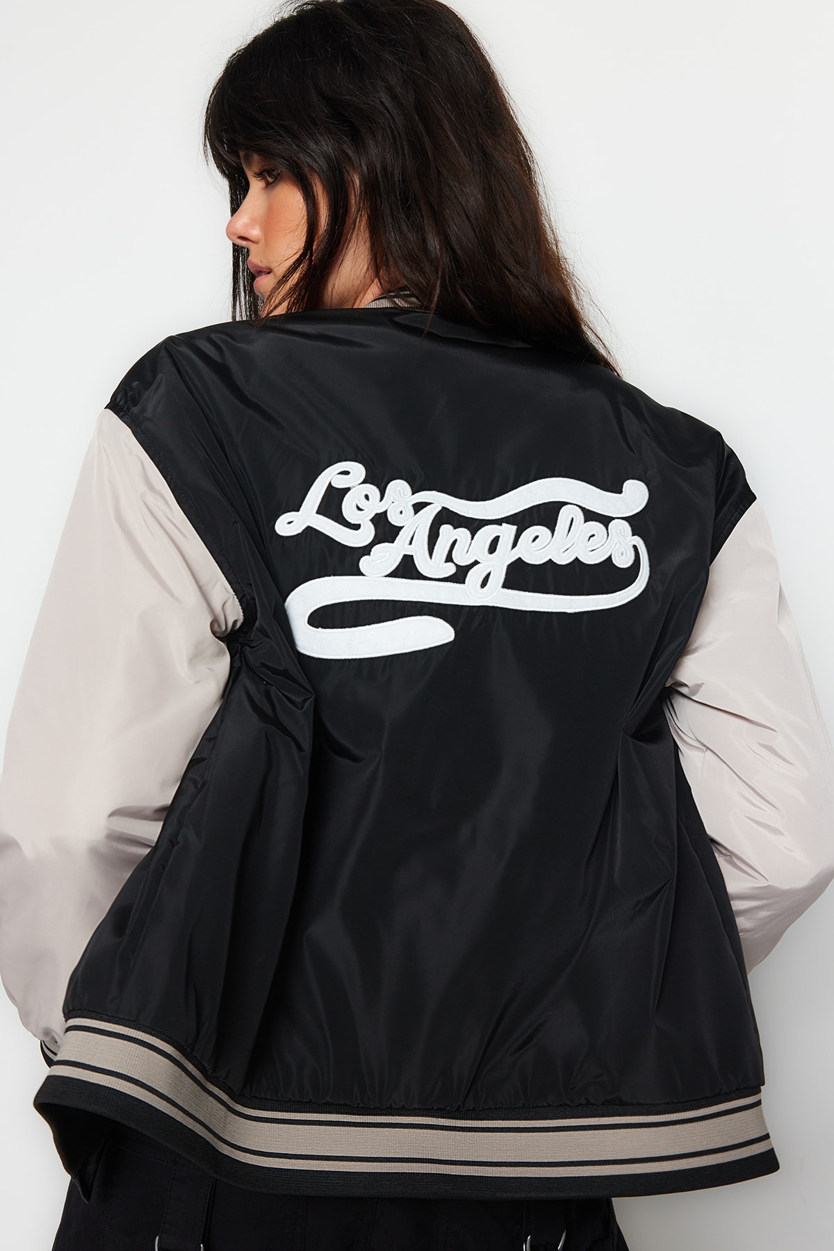 Trendyol Black oversize nepremokavá bomber bunda kabát