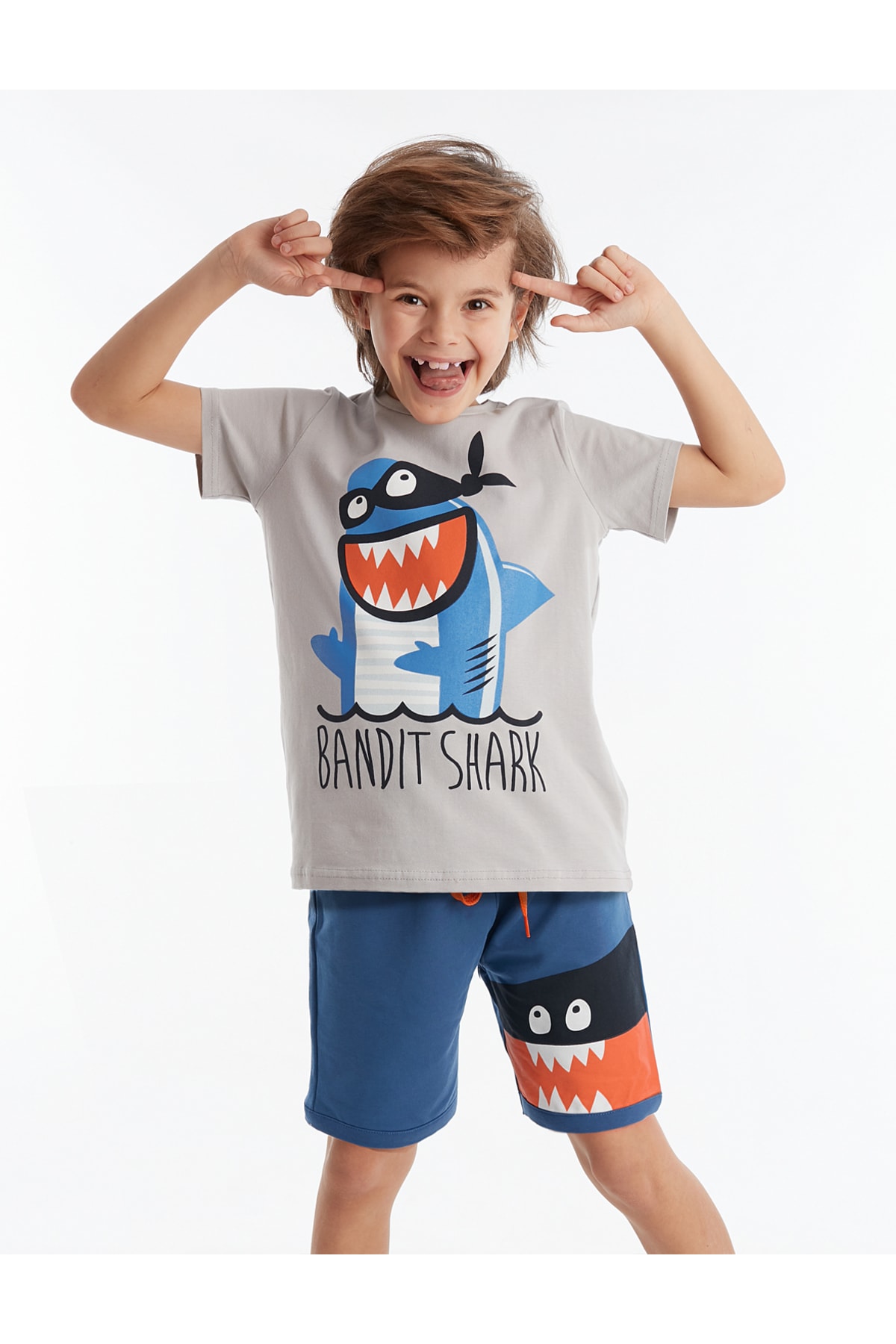 Levně Denokids Bandit Shark Boy T-shirt Shorts Set
