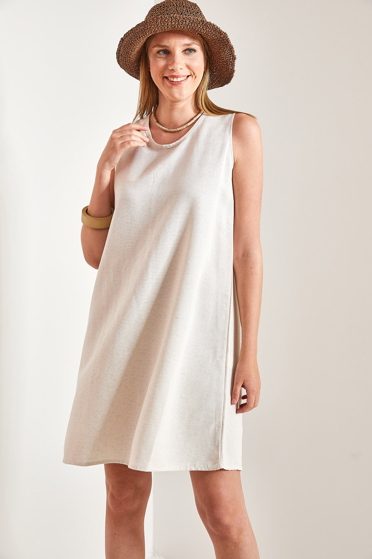 Bianco Lucci Women's Open Back Linen Dress