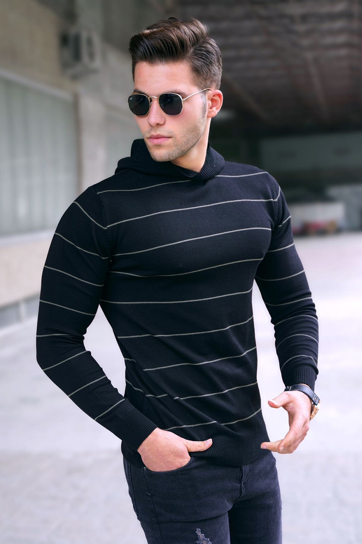 Levně Madmext Men's Black Hooded Sweater 5623