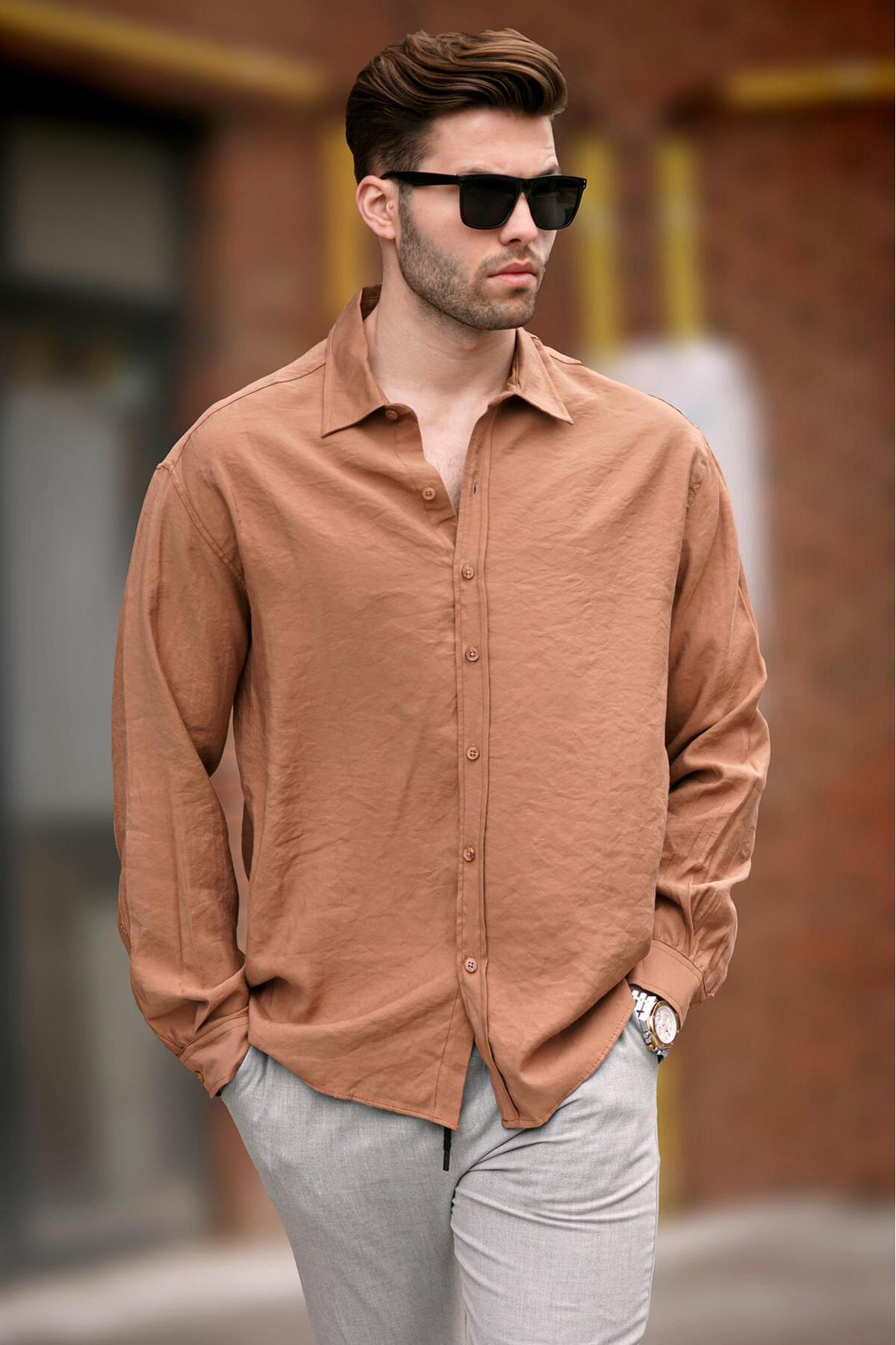 Levně Madmext Men's Camel Long Sleeve Oversize Shirt 6733