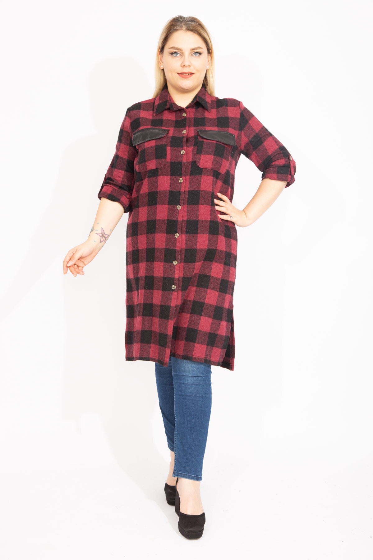 Levně Şans Women's Plus Size Claret Red Checkered Tunic Dress with Front Button and Faux Leather with Garnish