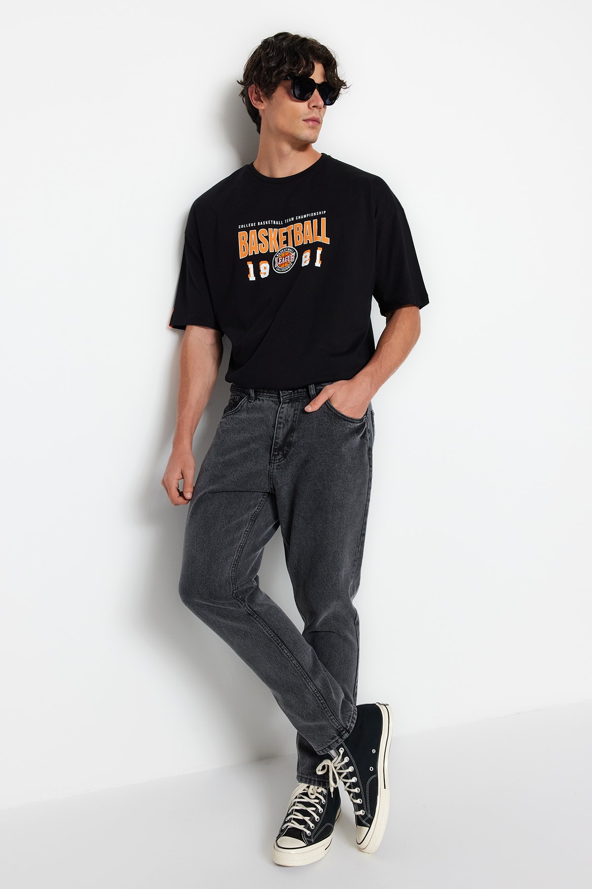 Trendyol Men&#039;s Anthracite Relax Fit Jeans