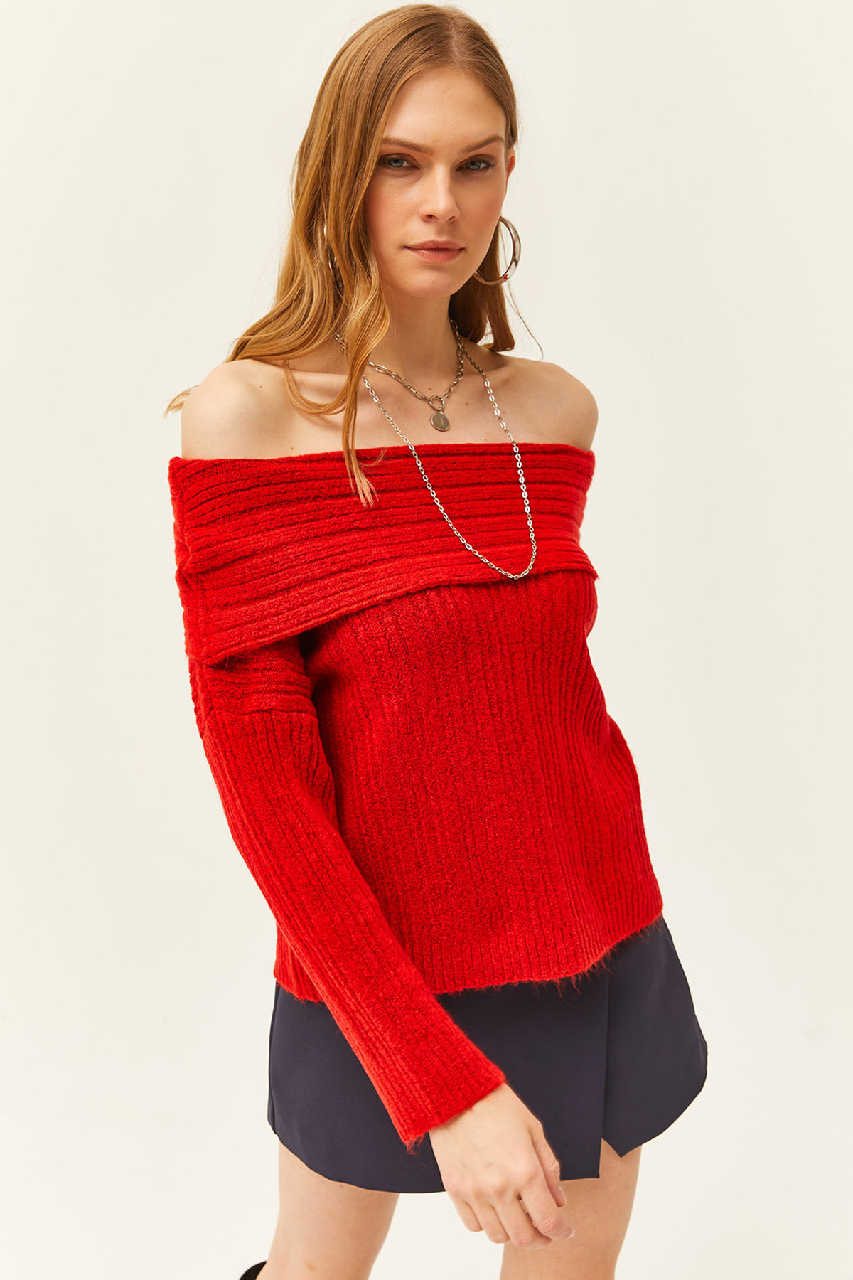 Levně Olalook Women's Red Madonna Collar Soft Textured Knitwear Sweater