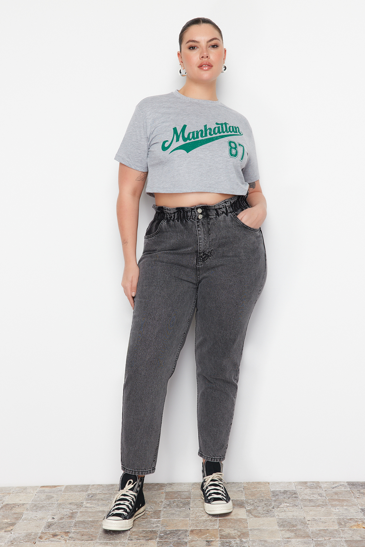 Trendyol Curve Gray High Waist Elastic Waist Mom Jeans