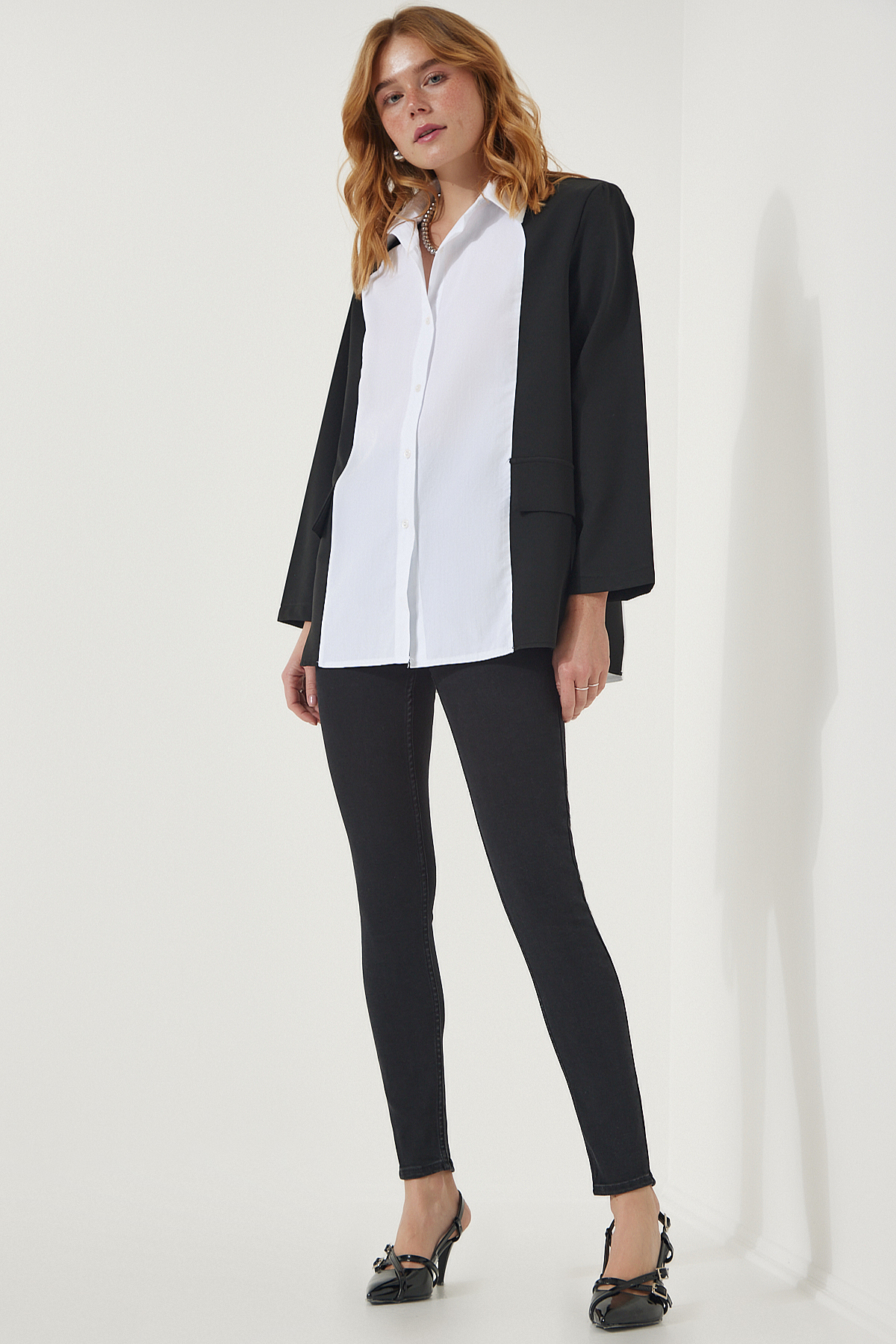 Happiness İstanbul Women's Black and White Jacket Look Oversize Design Shirt