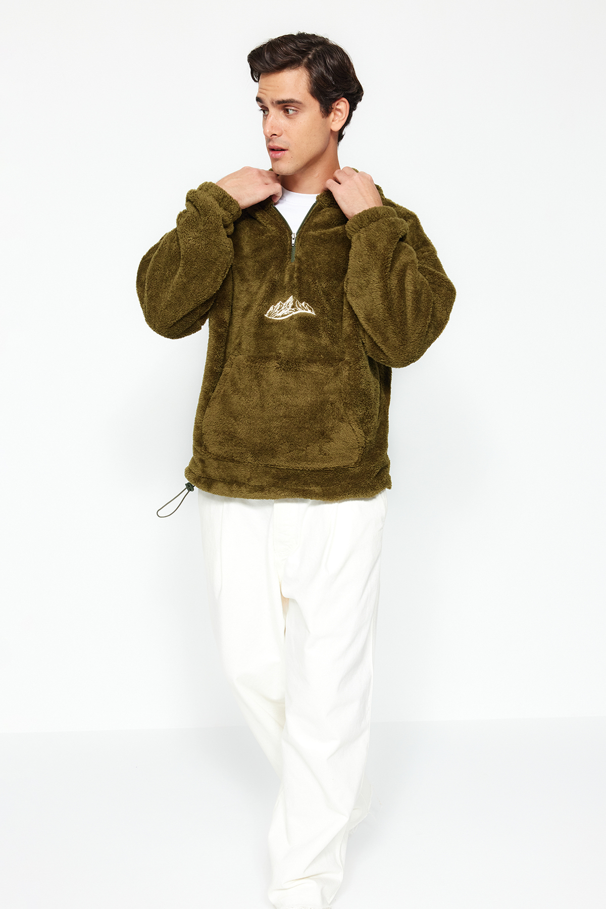 Trendyol Men's Khaki Oversize/Wide-Fit Zippered Hooded Mountain Embroidered Pocket Fleece/Plush Sweatshirt