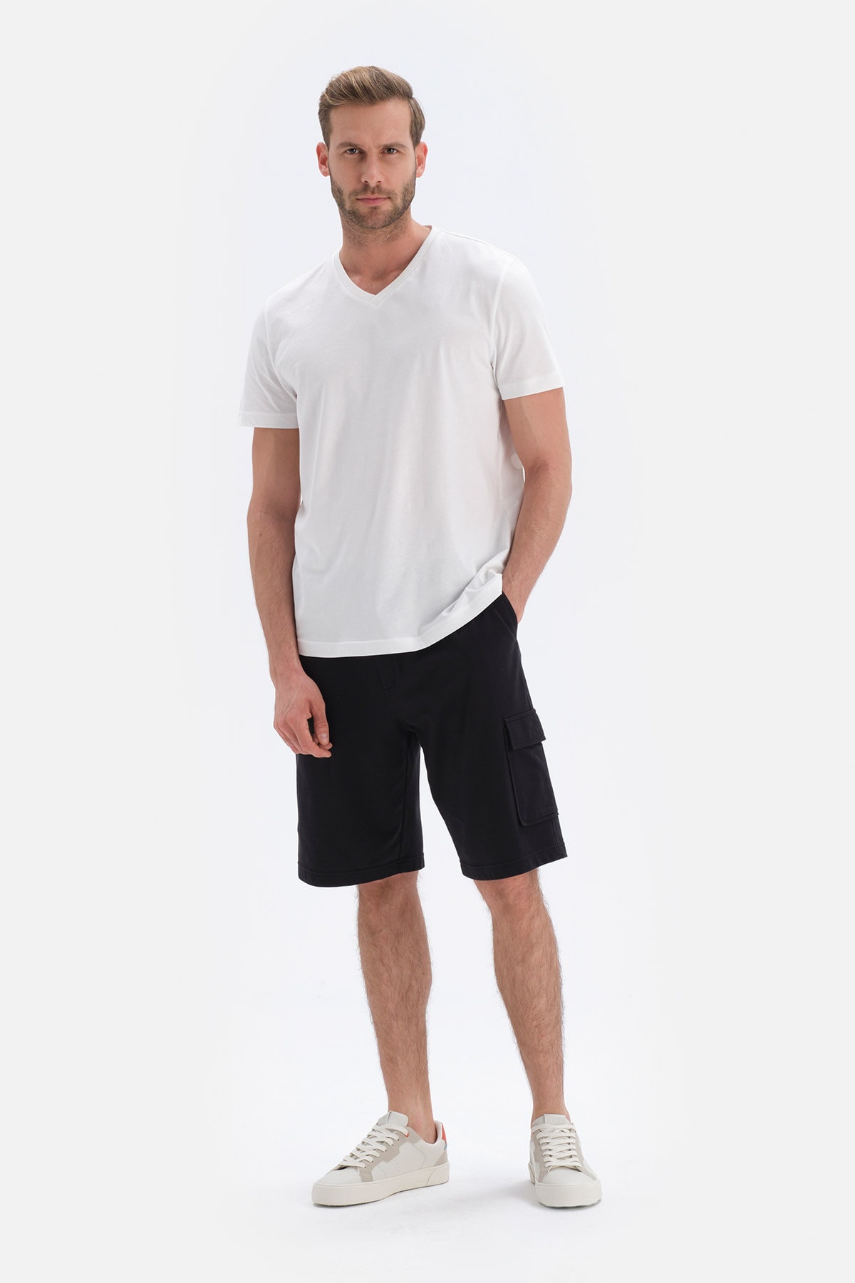 Dagi Black Cargo Shorts with Pocket