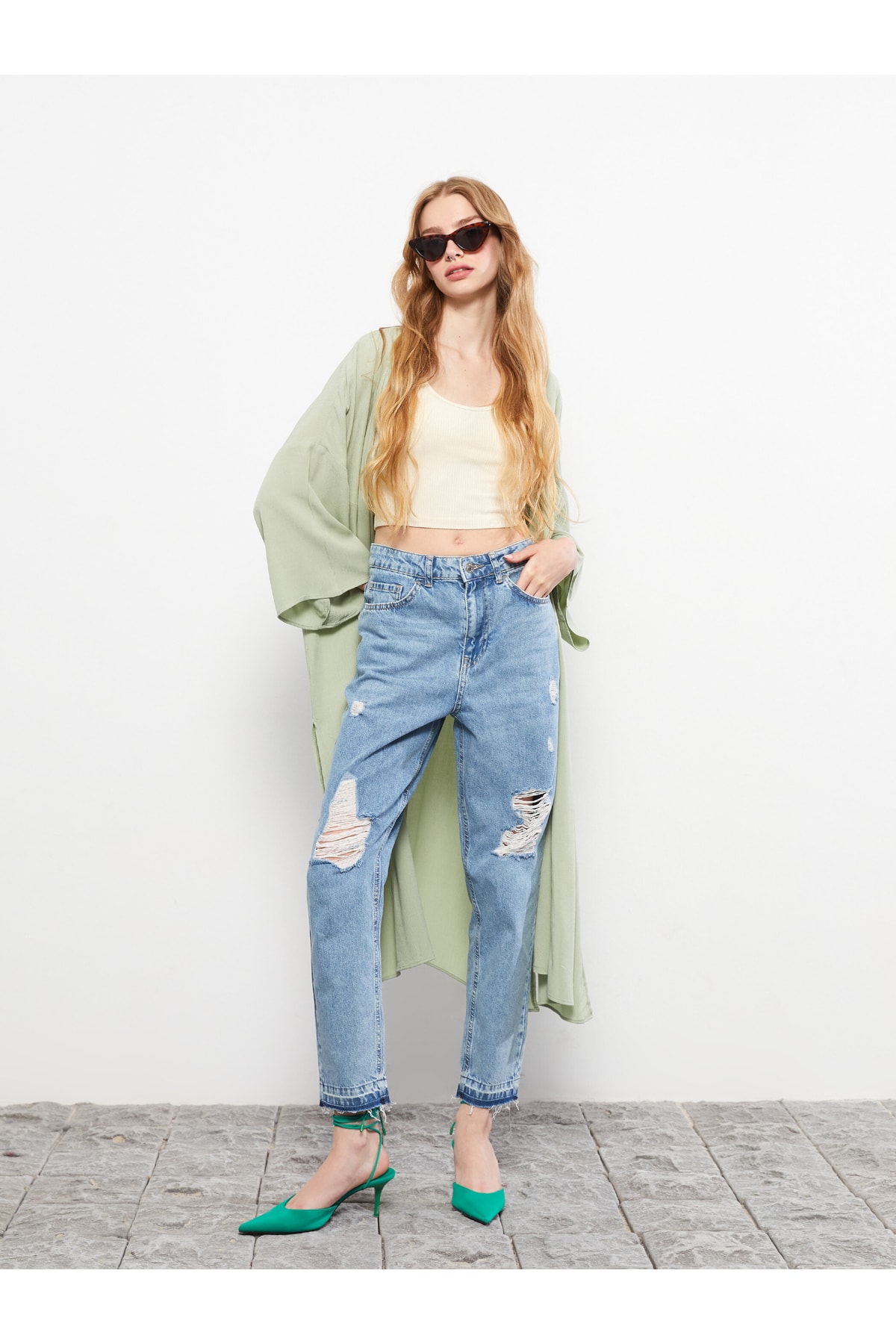 LC Waikiki High Waist Mom Fit Women's Rodeo Jeans with Ripped Detail