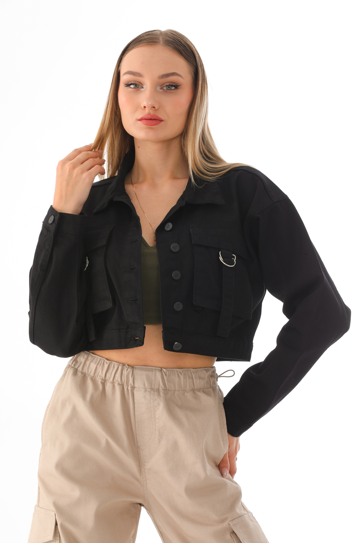 Levně BİKELİFE Women's Pocket Detailed Oversize Crop Denim Jacket