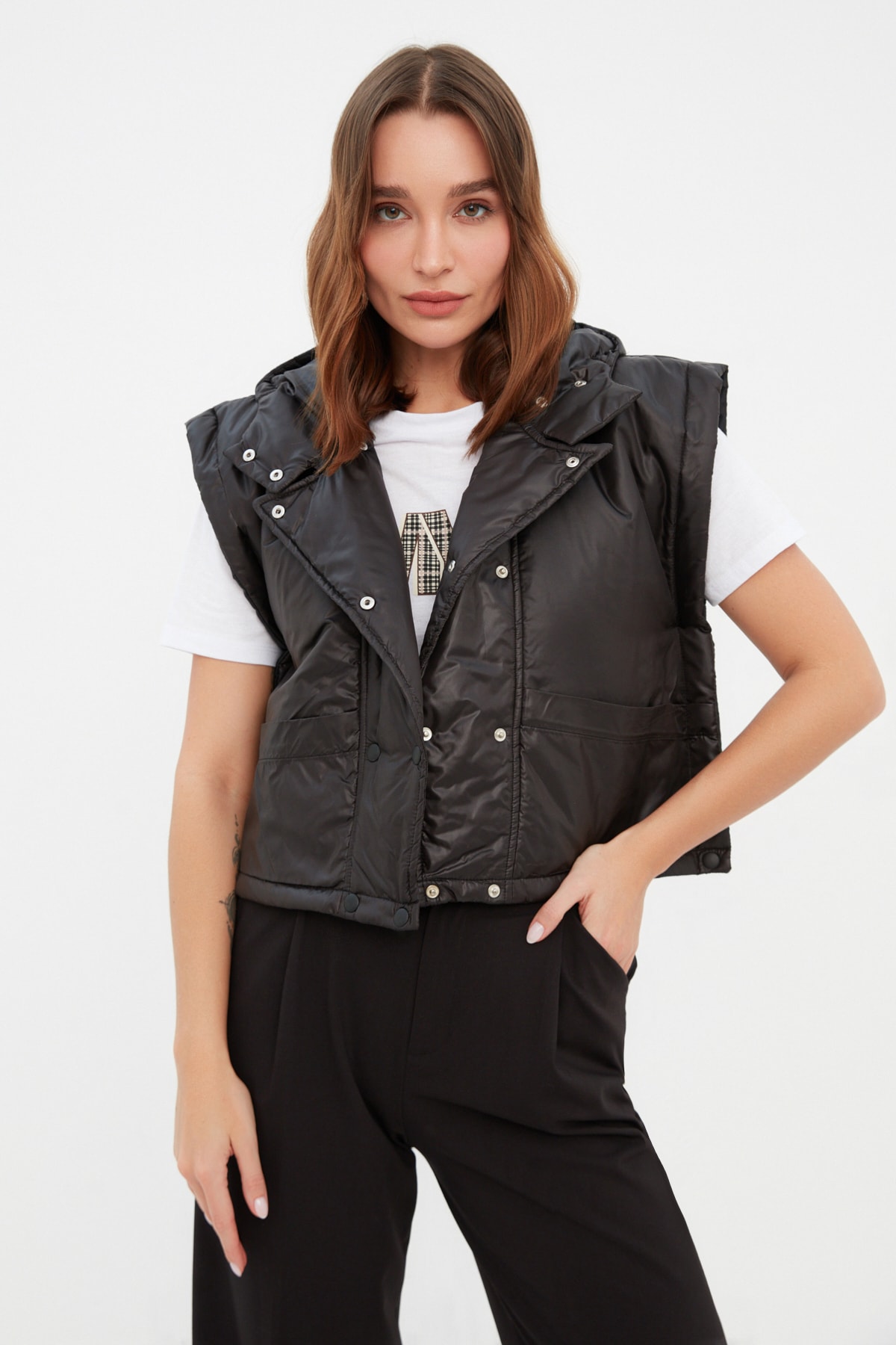 Trendyol Vest - Black - Basic