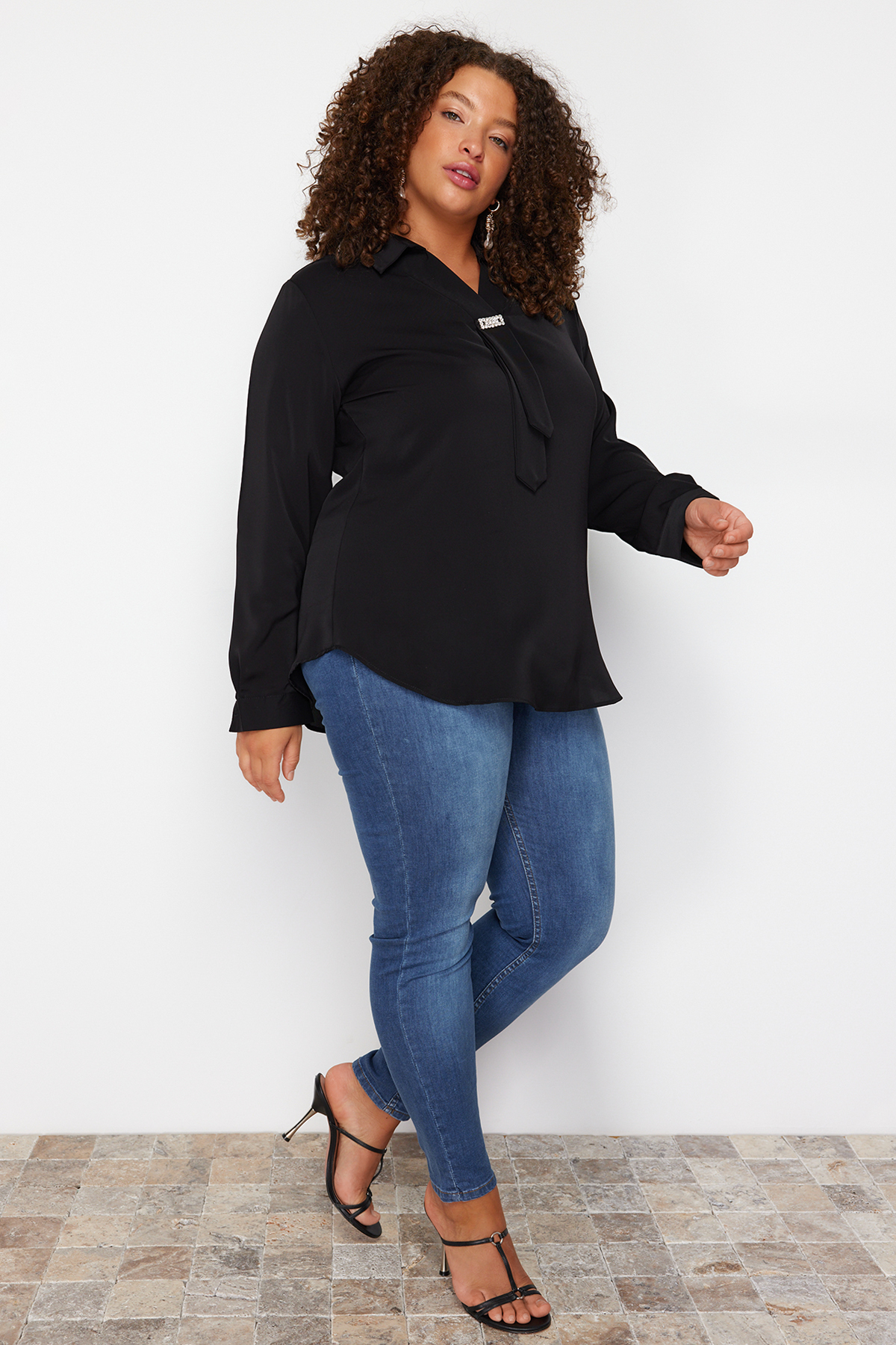 Trendyol Curve Black Woven Plus Size Stone Shirt Collar Blouse