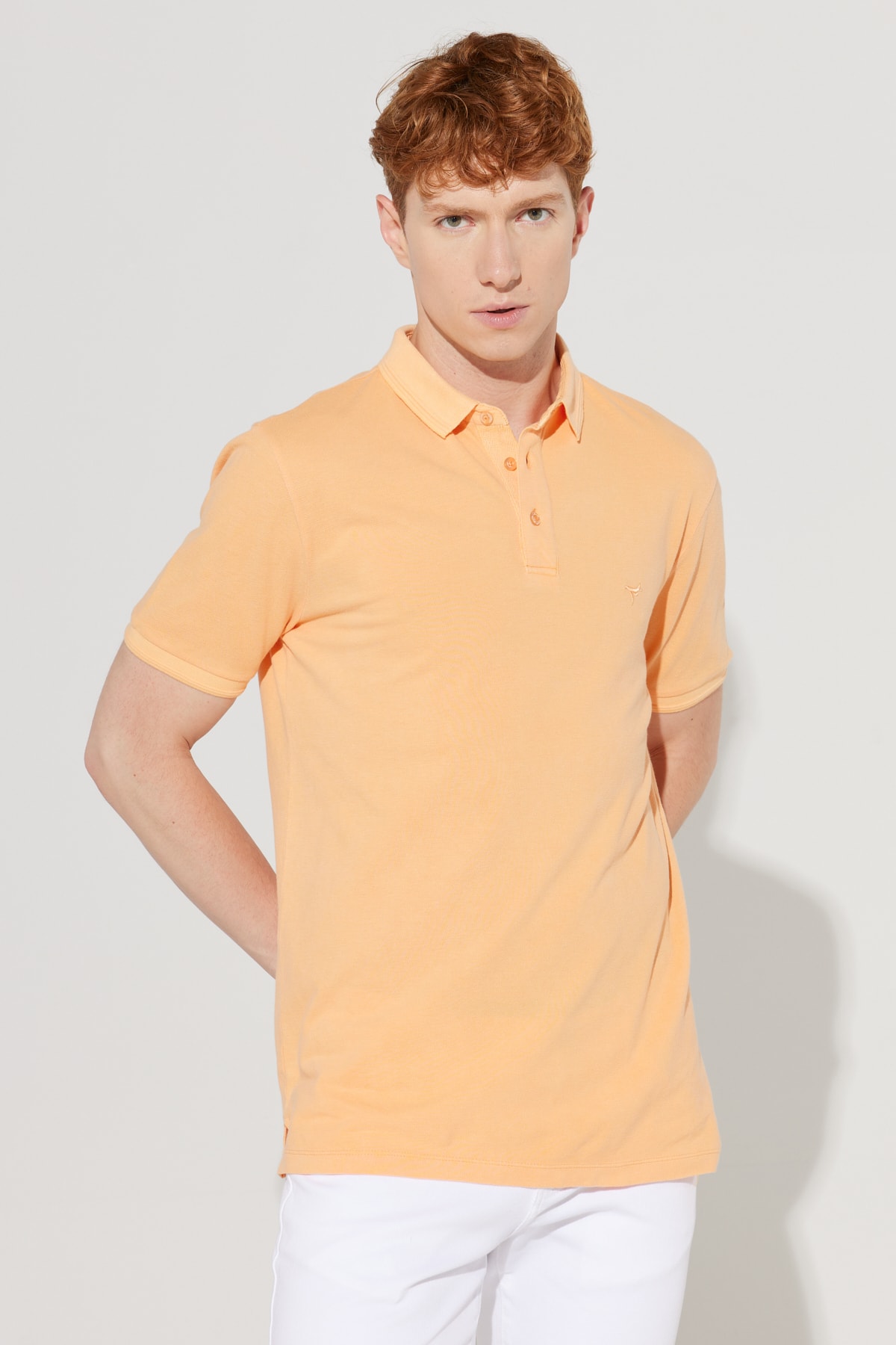 ALTINYILDIZ CLASSICS Мъжка оранжева Slim Fit Slim Fit Polo Neck 100% памук къс ръкав шарени тениска.