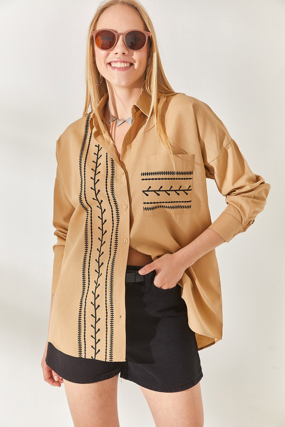 Levně Olalook Camel Pocket Detailed Printed Woven Shirt