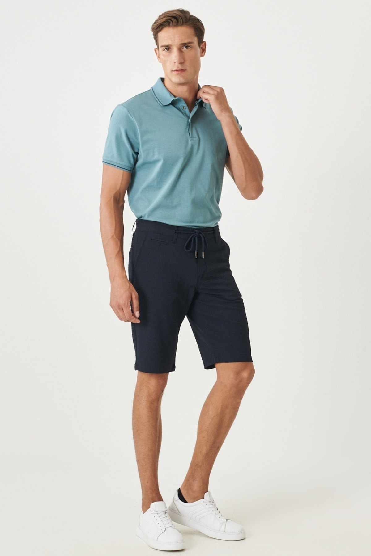 ALTINYILDIZ CLASSICS Men's Navy Blue Slim Fit Slim Fit Tie Waist Flexible Shorts