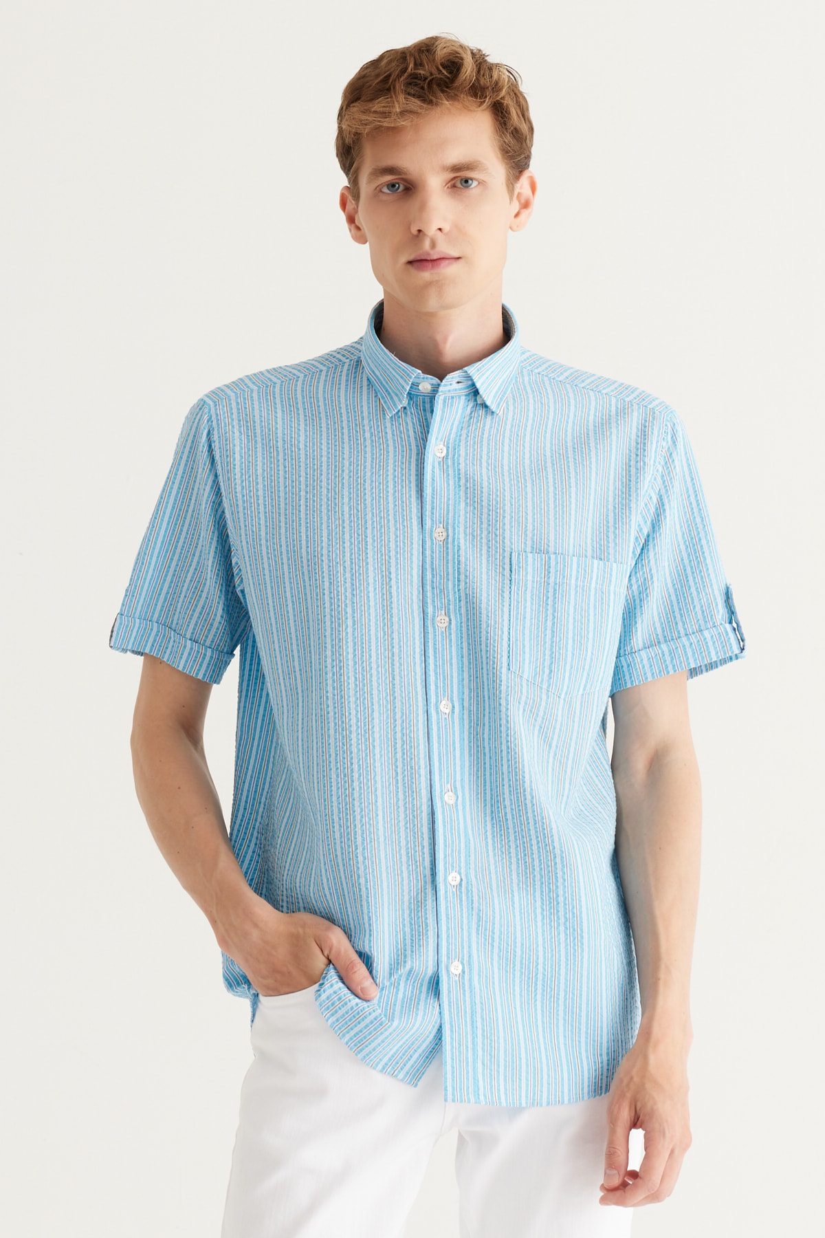 Levně AC&Co / Altınyıldız Classics Men's Blue Comfort Fit Comfy Cut Buttoned Collar Cotton Striped Short Sleeve Shirt.