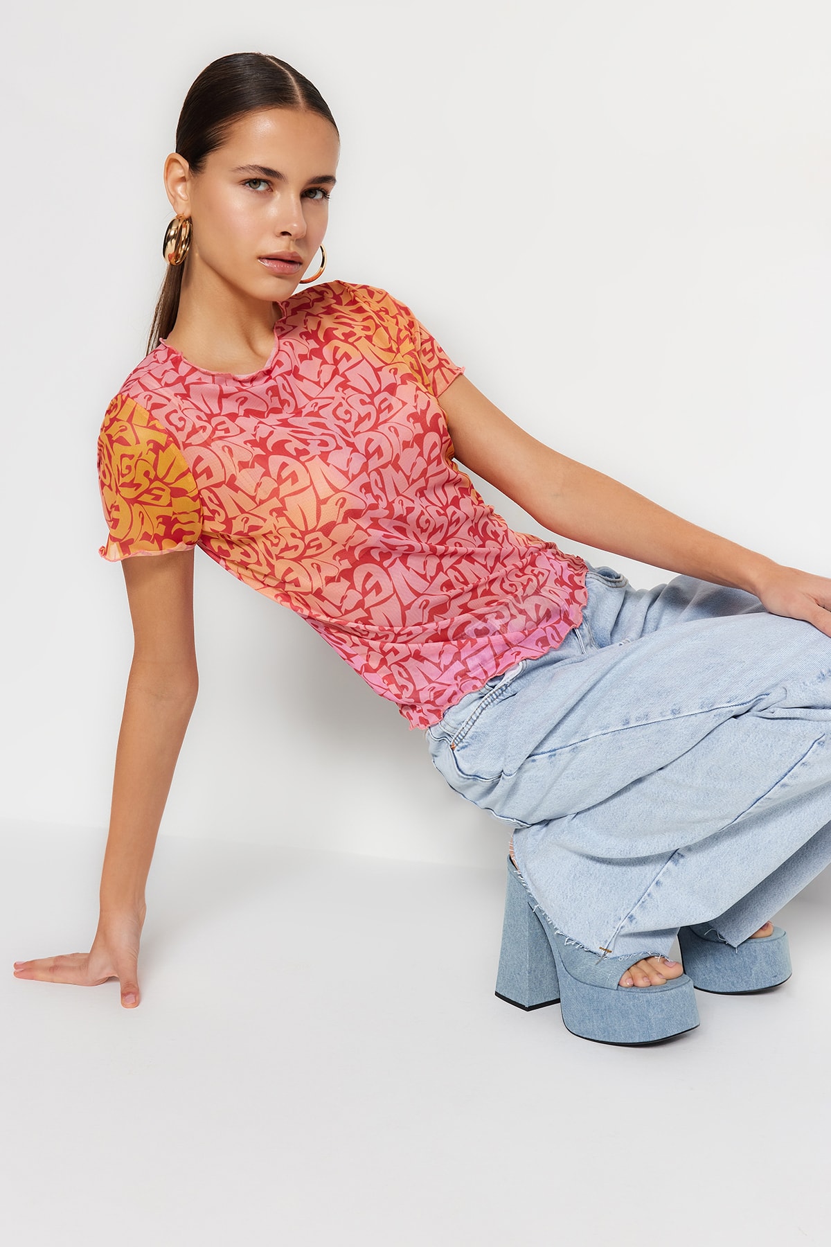 Trendyol Limited Edition Orange Printed Basic Fit and Tulle Knitted Blouse