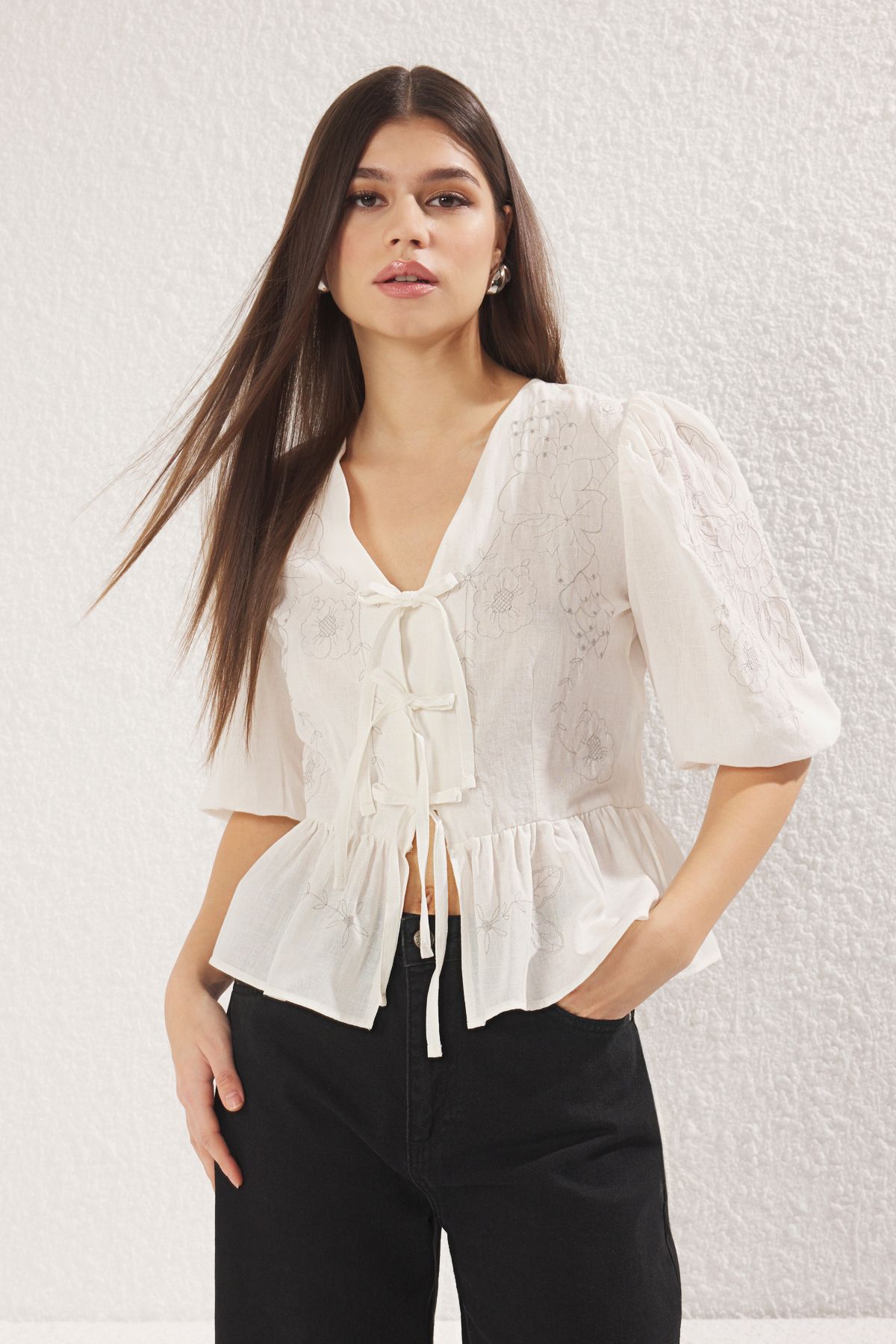 Trendyol Ecru V Neck Embroidered Front Tie Detail Woven Shirt