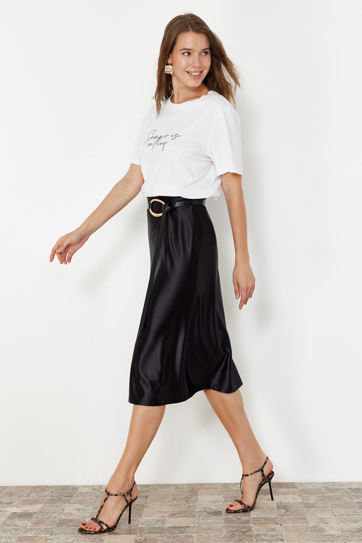 Trendyol Black Satin A-Line/Bell Form Midi Knitted Skirt
