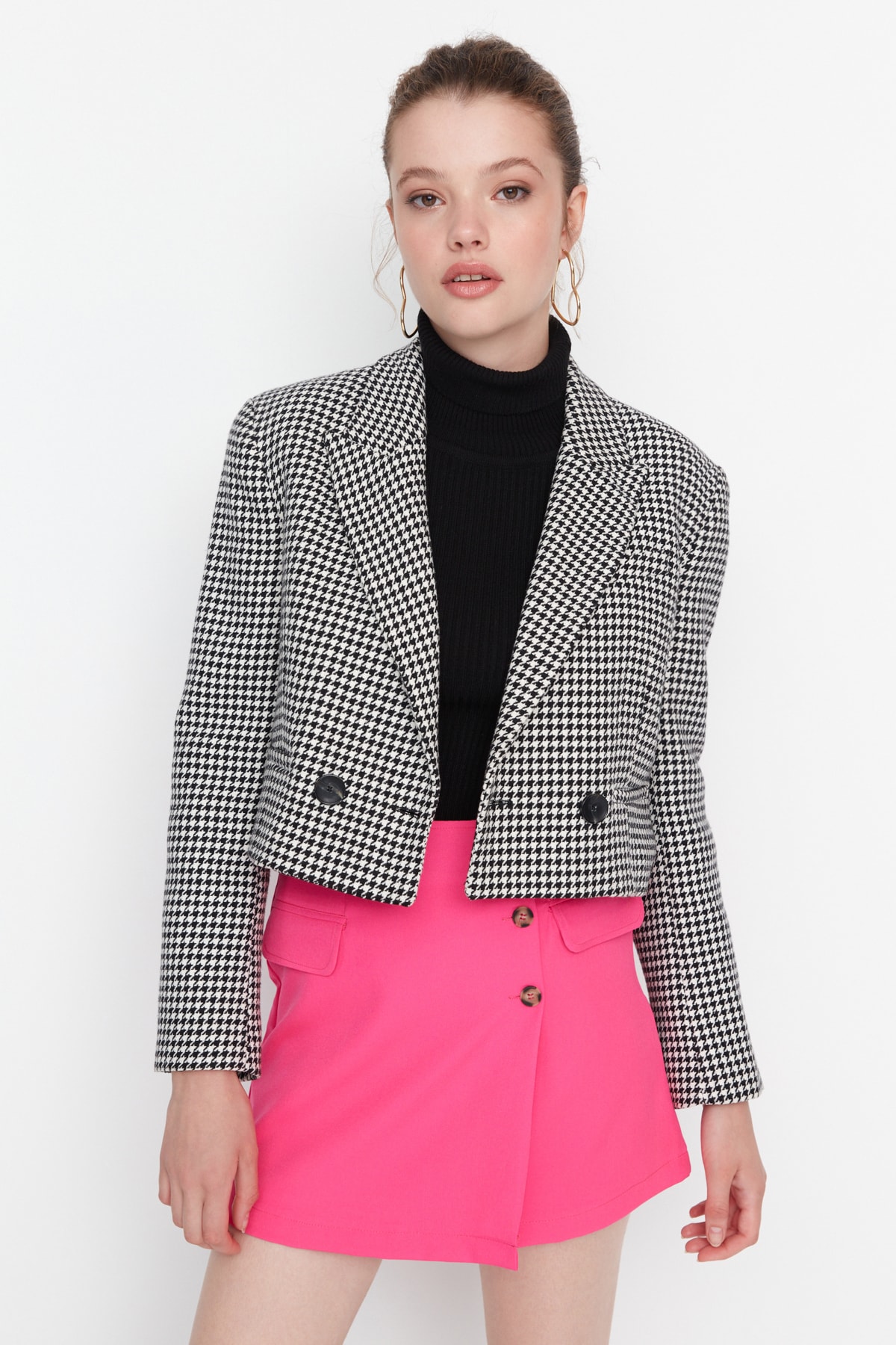 Levně Trendyol Pink Mini Skirt with Woven Buttons