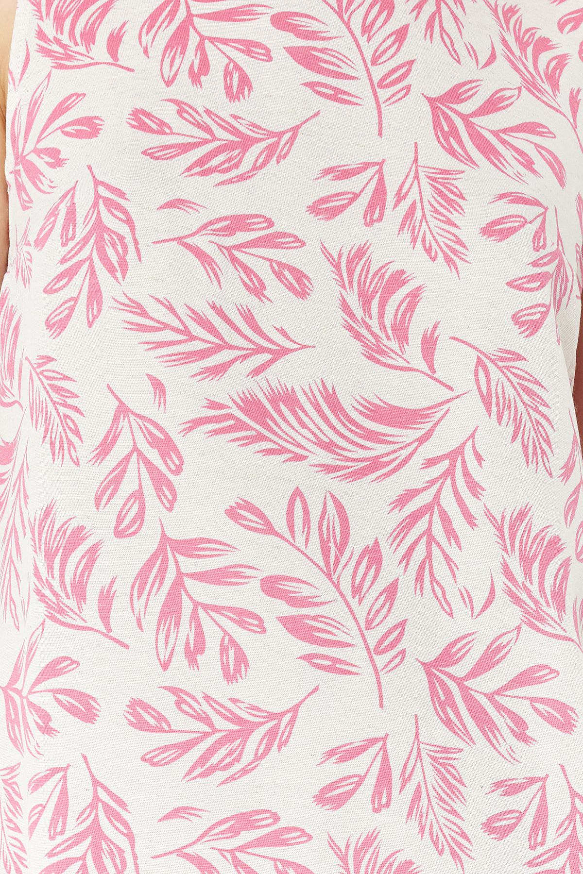 Trendyol Pink Floral Patterned Straight Cut Mini Woven Dress