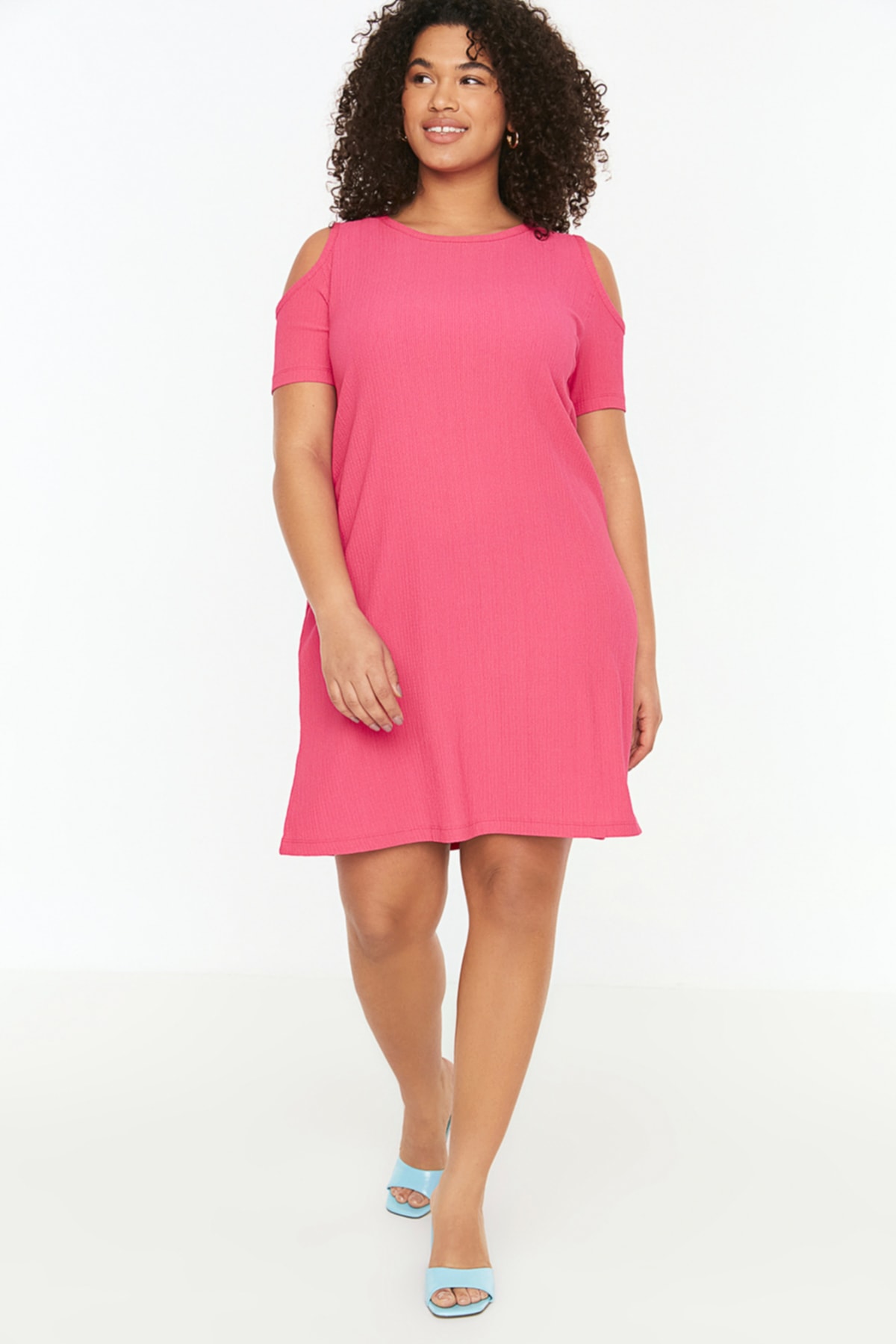 Rochie tricotată Trendyol Fuchsia A-line / Croială detaliată