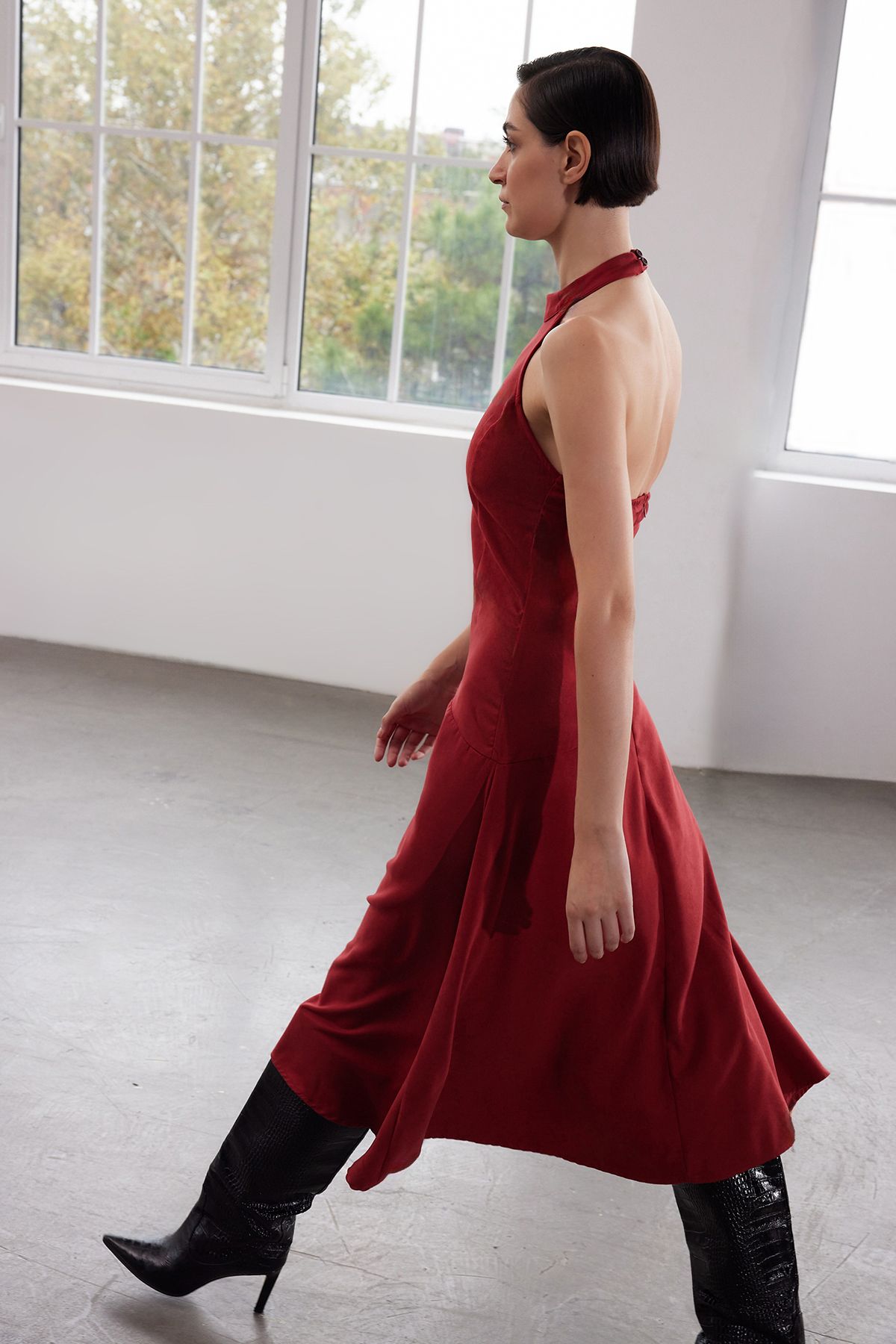 Trendyol Limited Edition Burgundy Backless Halter Neck Midi Woven Dress