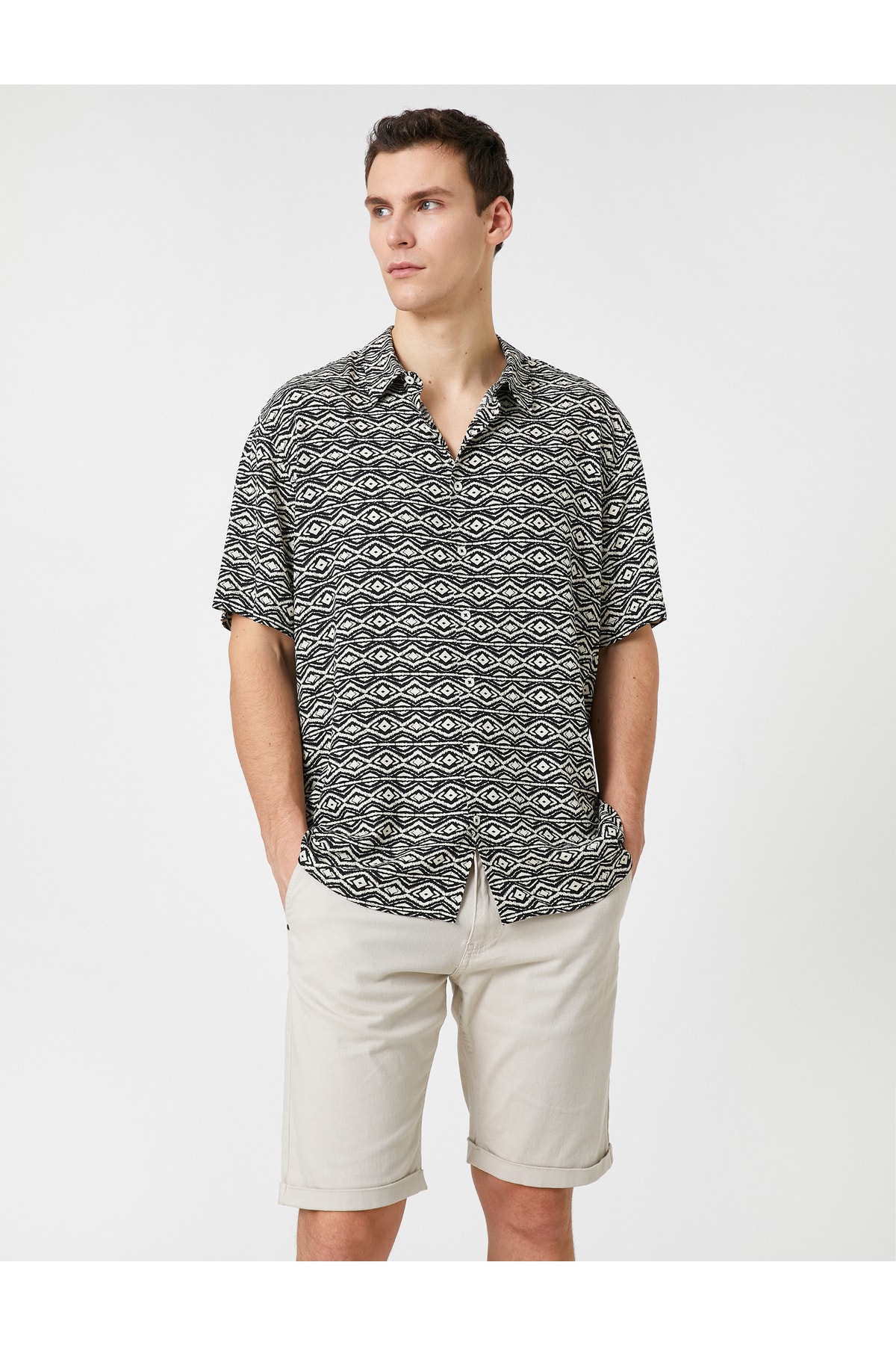 Levně Koton Summer Shirt Short Sleeve Ethnic Detailed Classic Collar