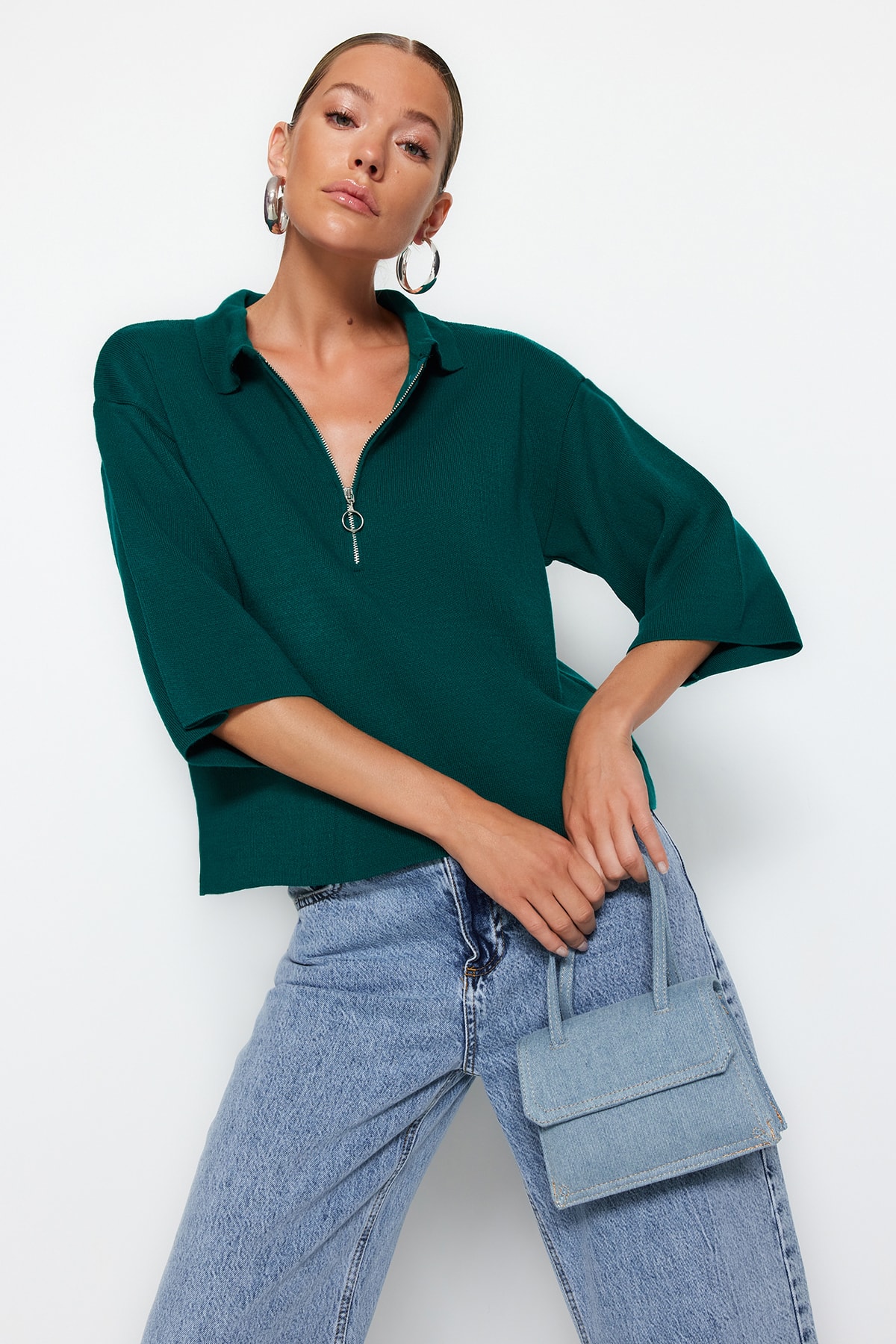 Trendyol Emerald Wide Fit and Zippered Basic Knitwear Sweater
