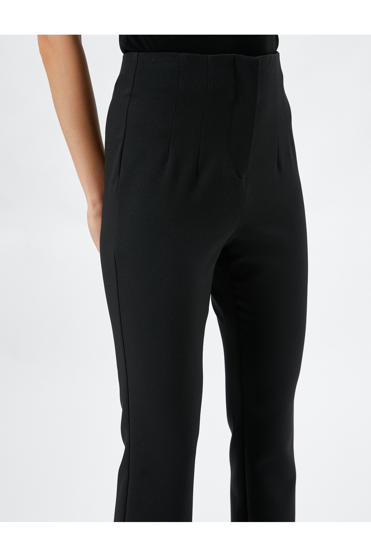 Pantaloni Koton cu picior evazat, talie înaltă cu detalii de cusătură